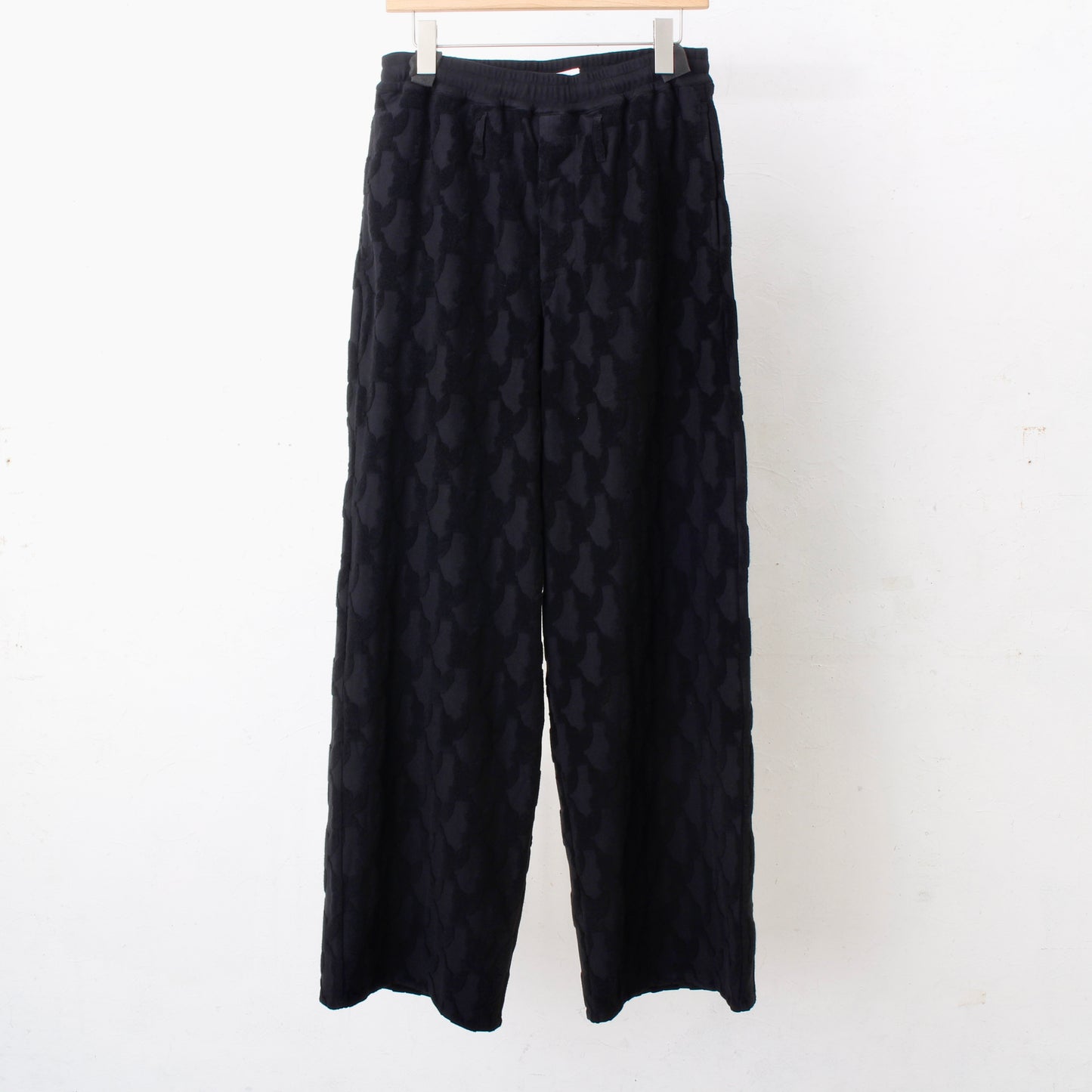 ANGEL PILE JACQUARD SWEAT PANTS / black