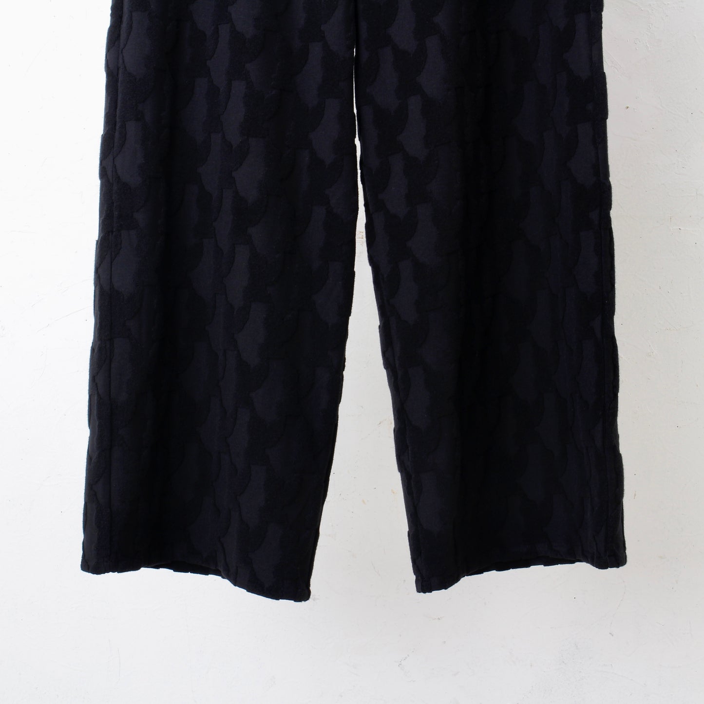 ANGEL PILE JACQUARD SWEAT PANTS / black