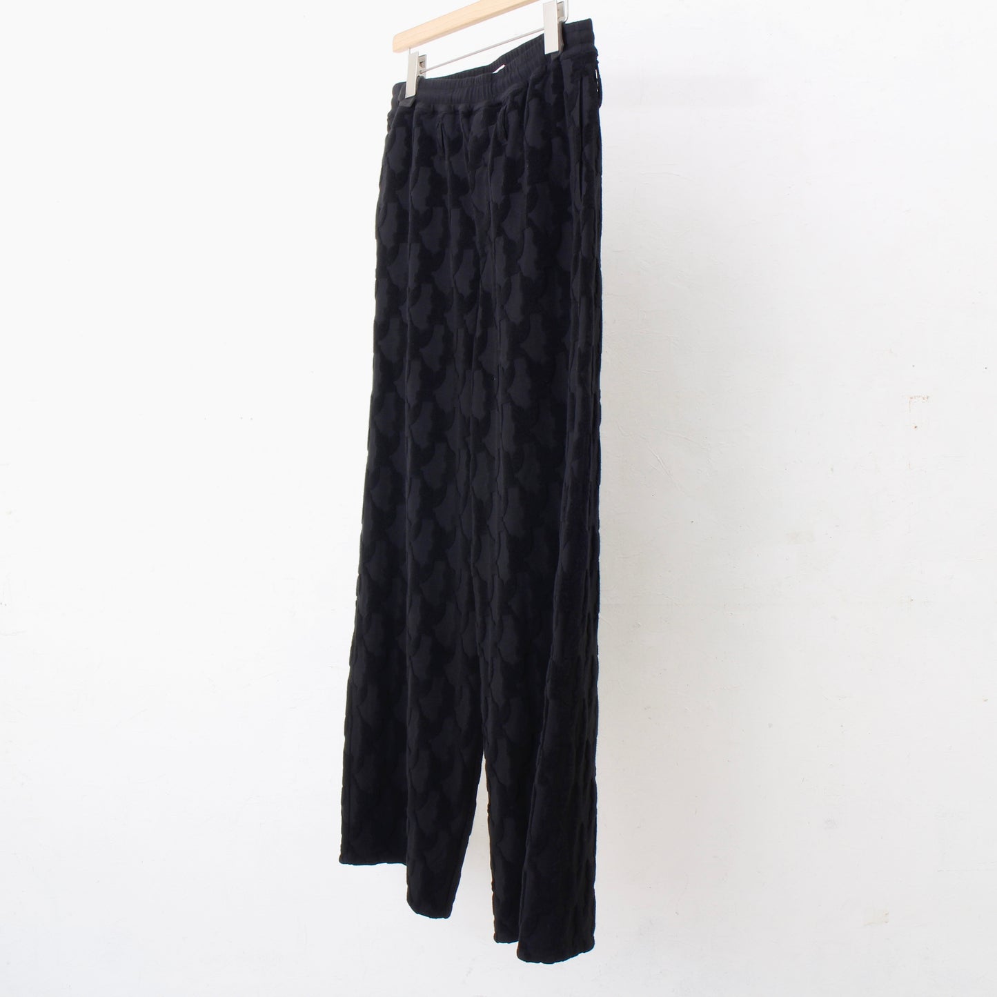 ANGEL PILE JACQUARD SWEAT PANTS / black