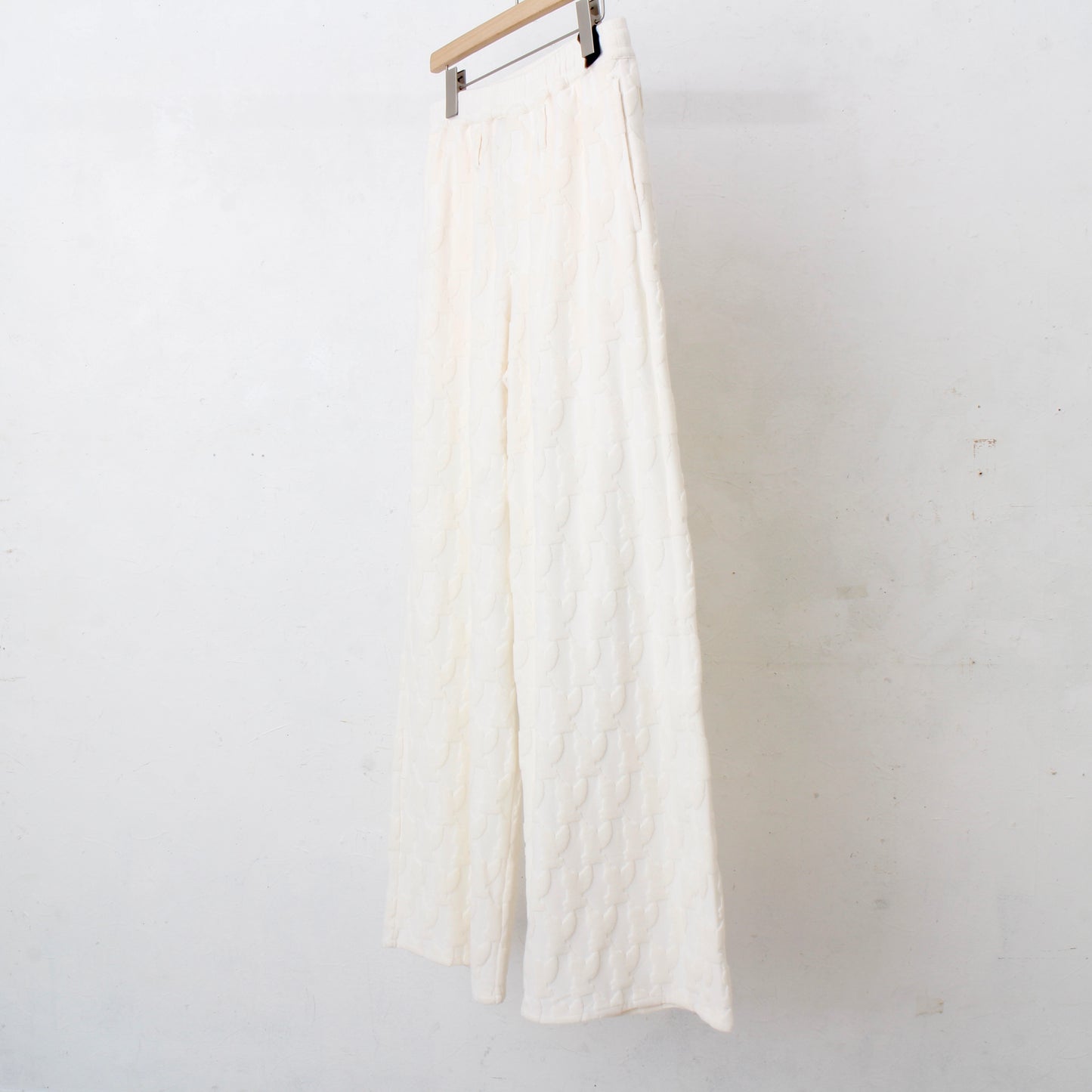 ANGEL PILE JACQUARD SWEAT PANTS / cream