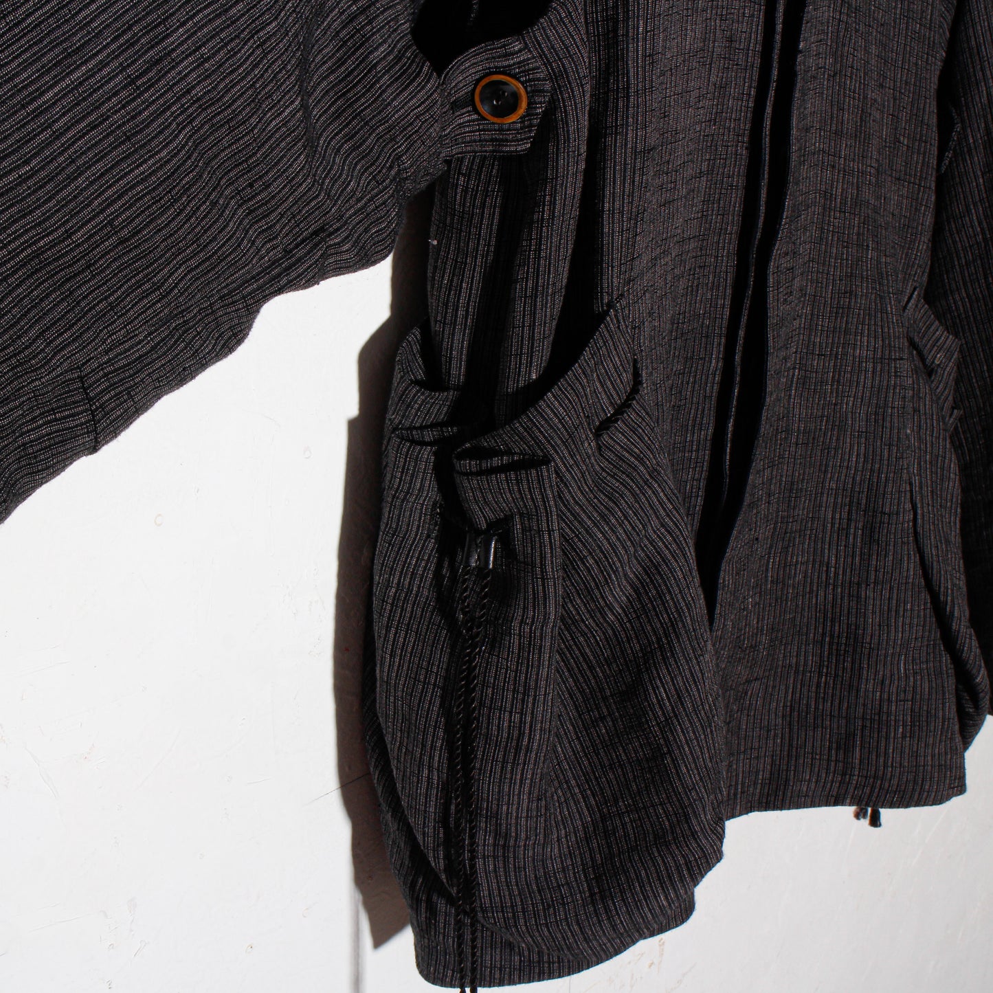 eatable of many orders / vest jacket