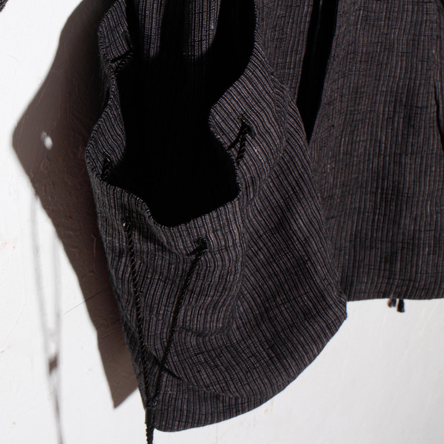 eatable of many orders / vest jacket