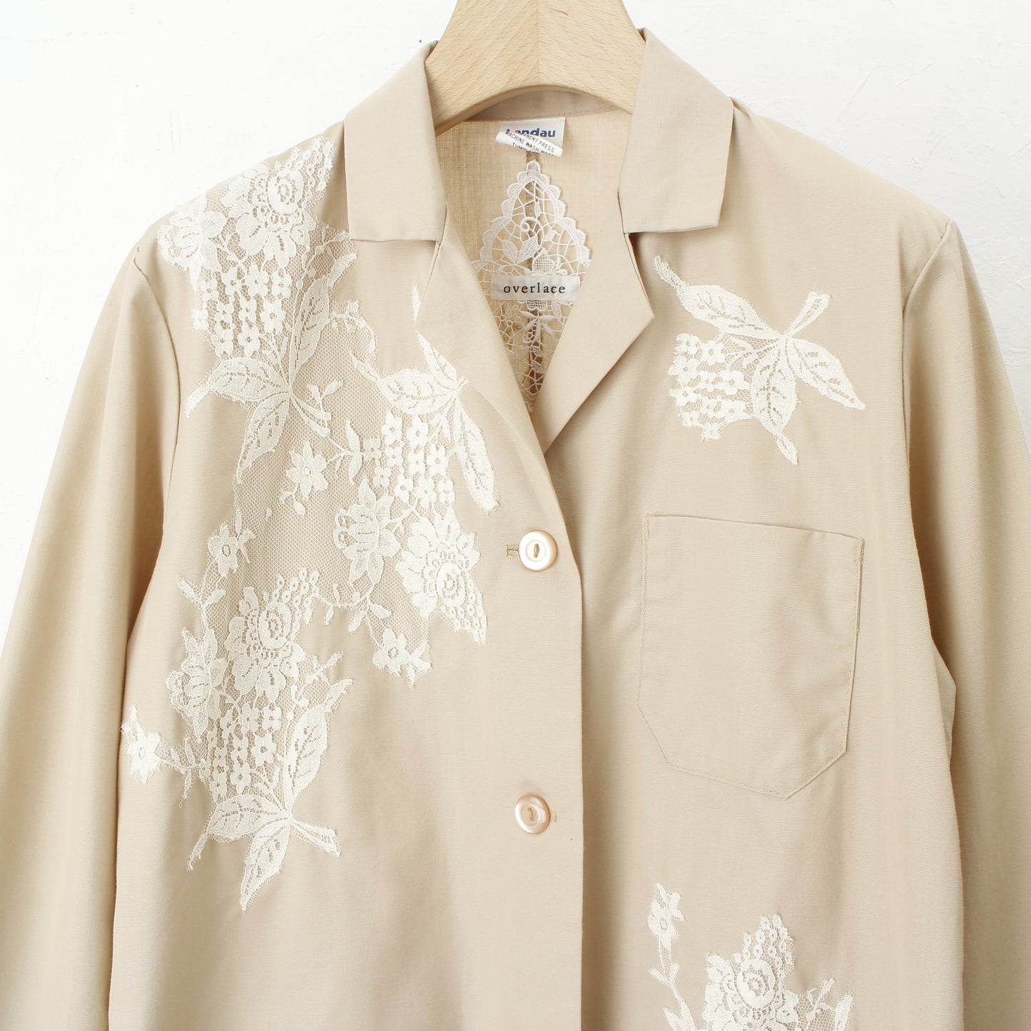 overlace /lace doctor coat