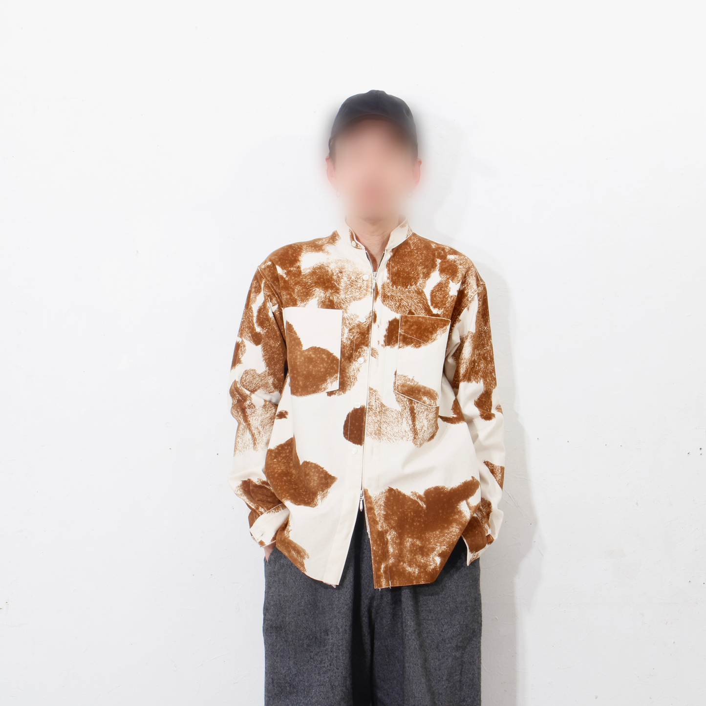 FLOCKY COW ZIP-UP SHIRT / brown
