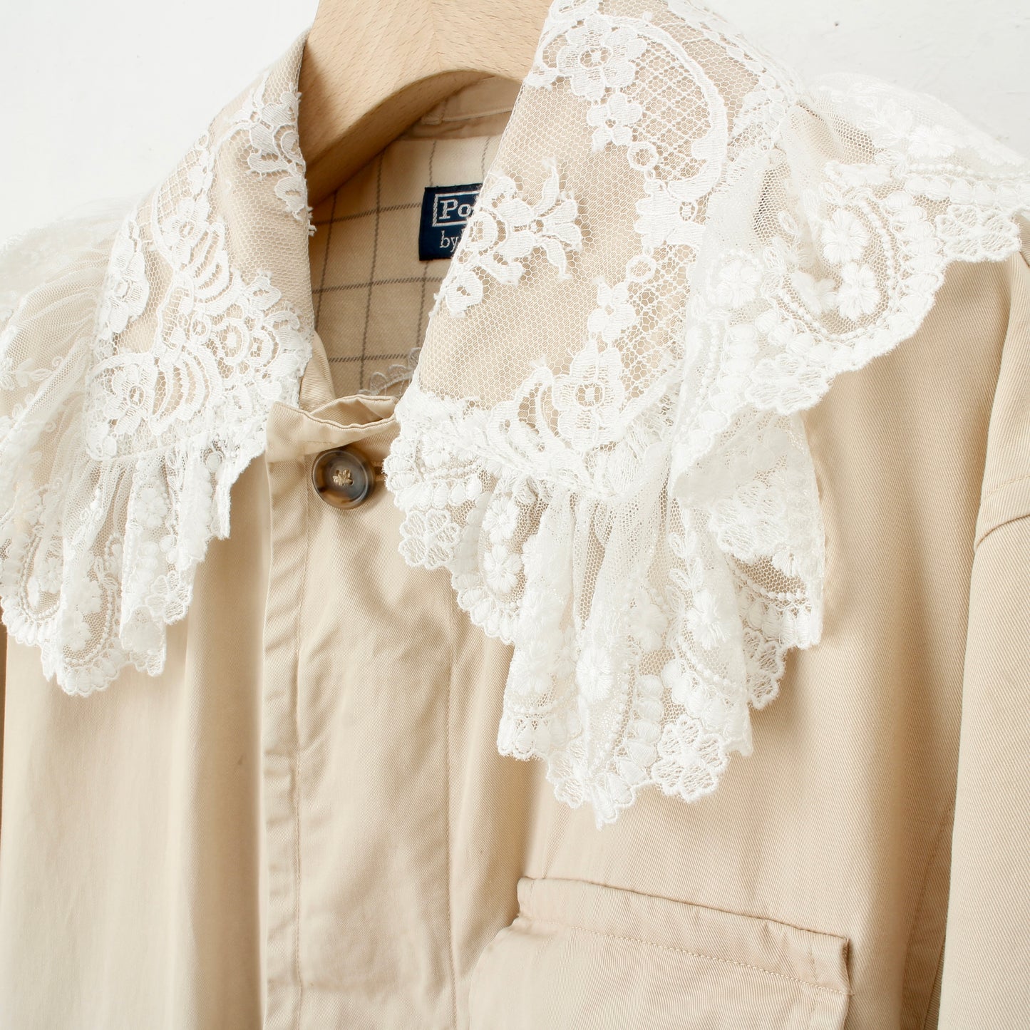 overlace /lace soutien collar coat