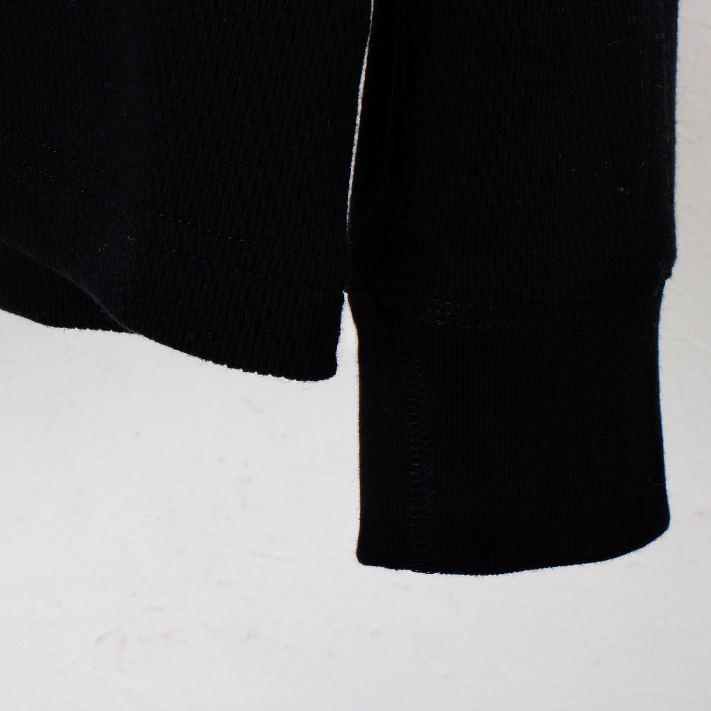 meal spec thermal L/S tops / black