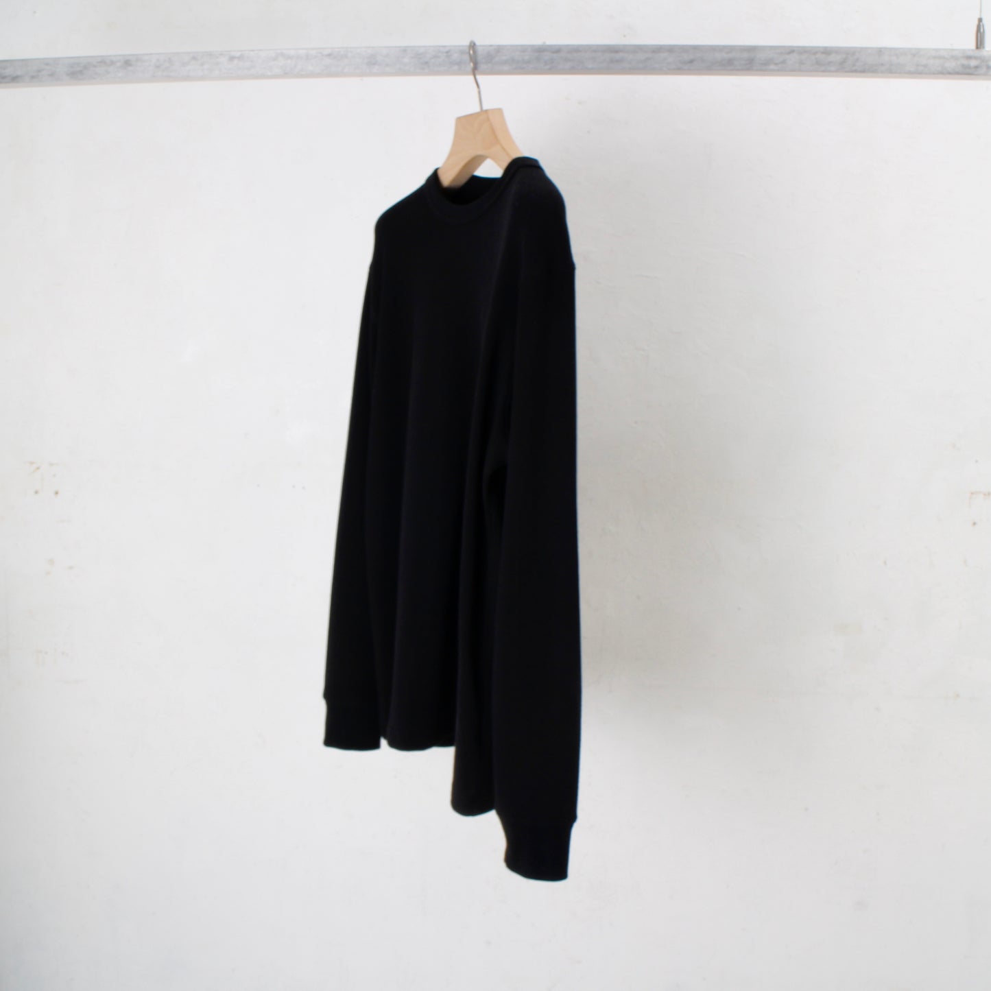 meal spec thermal L/S tops / black