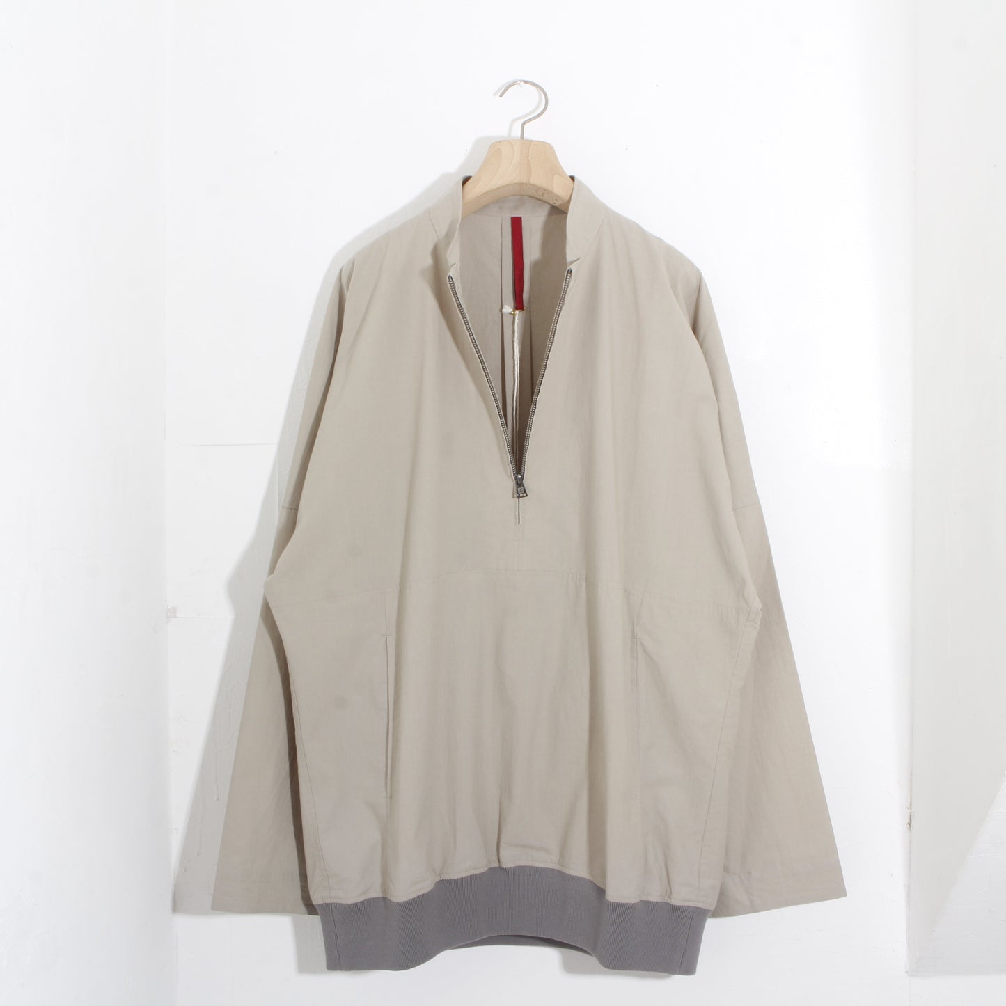 Light cotton half zip pullover / sand beige