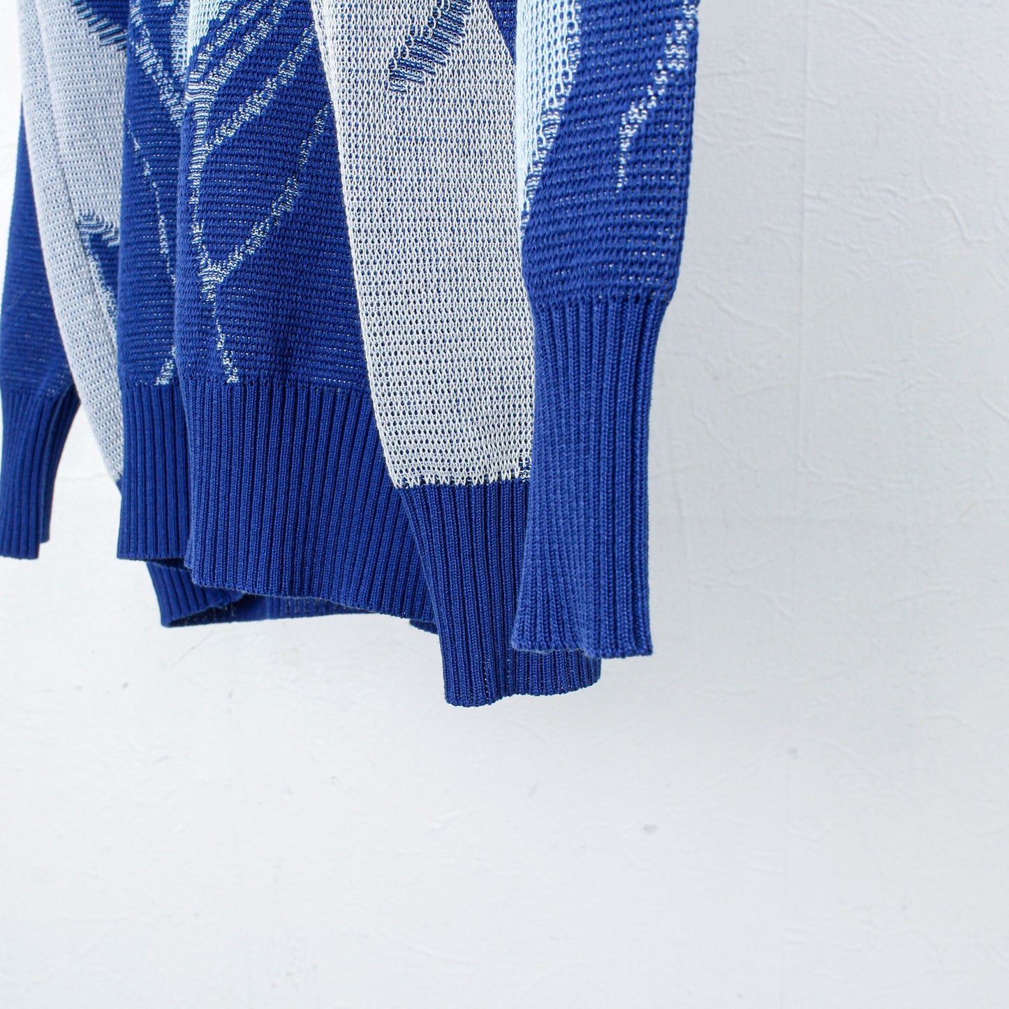 "Bionic Aurora" jacquard sweater / blue