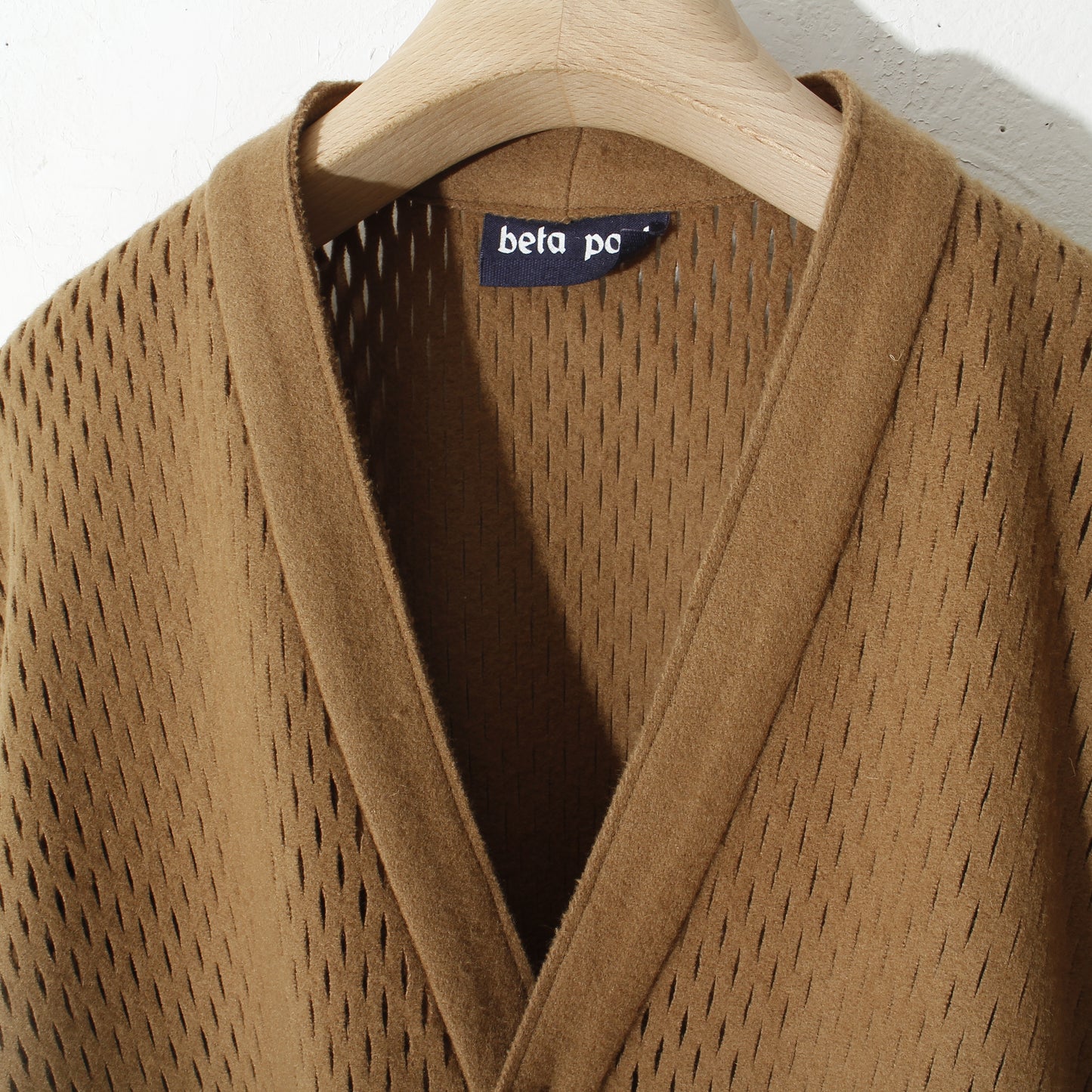 slited melton cardigan / camel