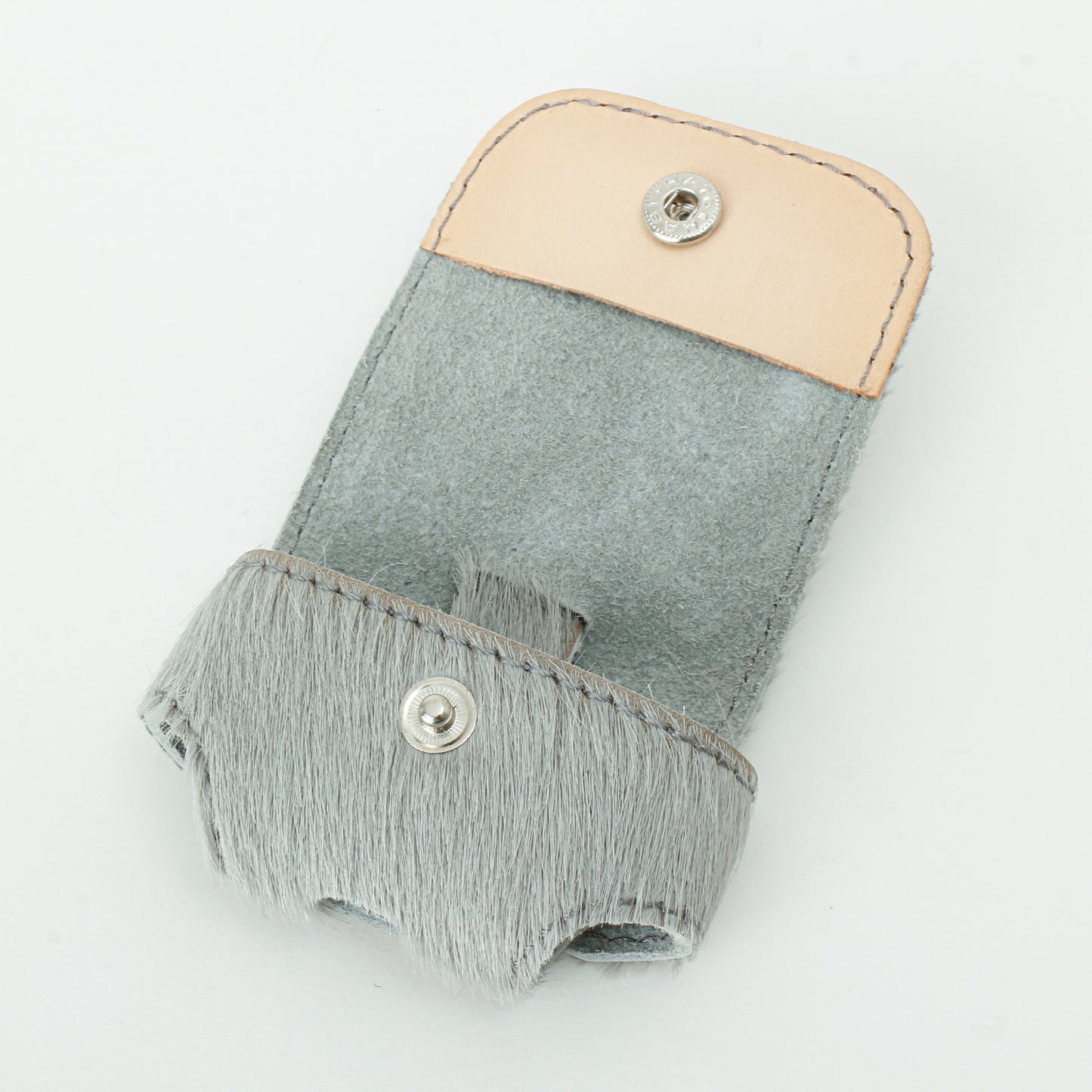 AIRPODS PRO CASE - hair