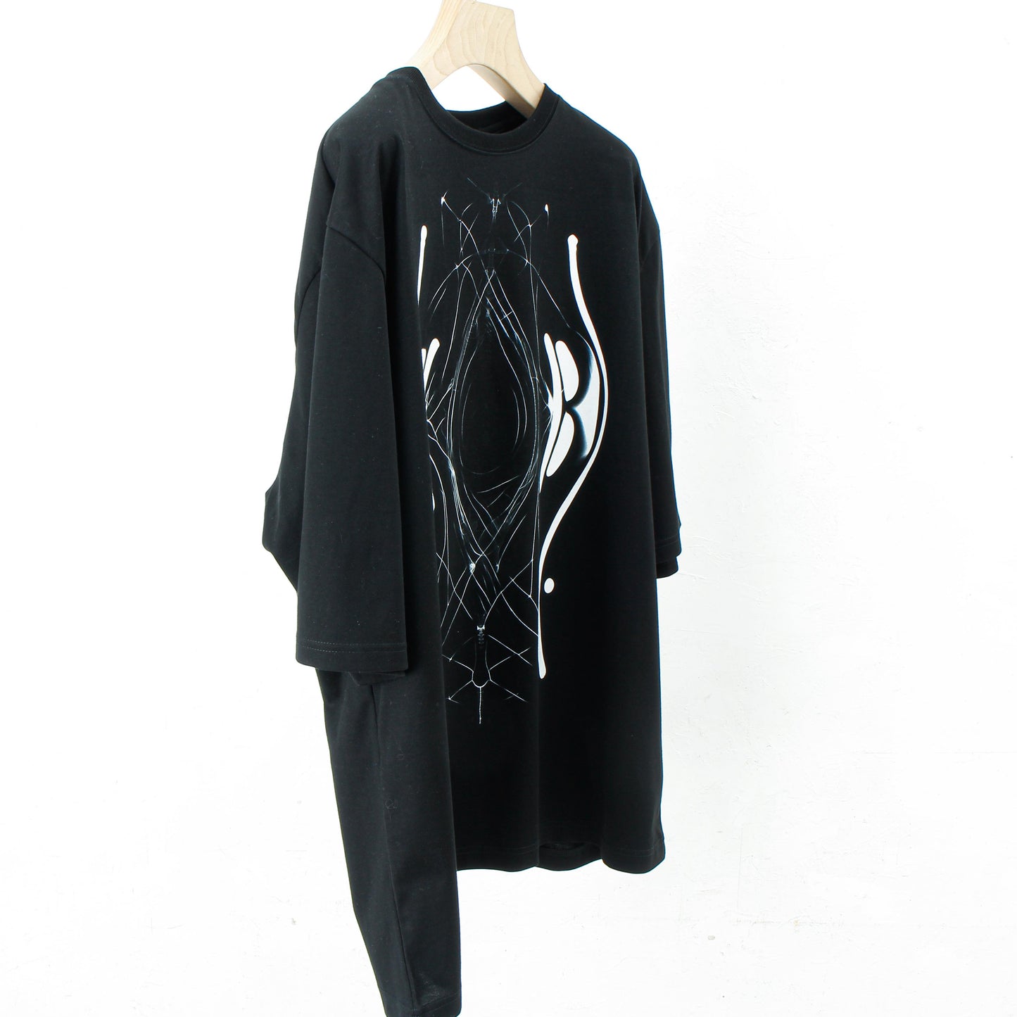 TS_Mind / black