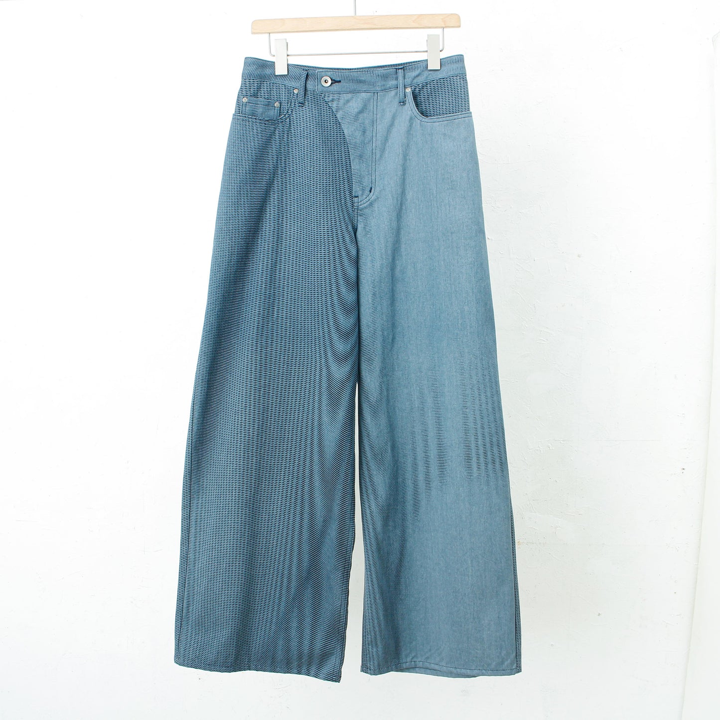 Mirage_Bold_Denim / moire-bleach