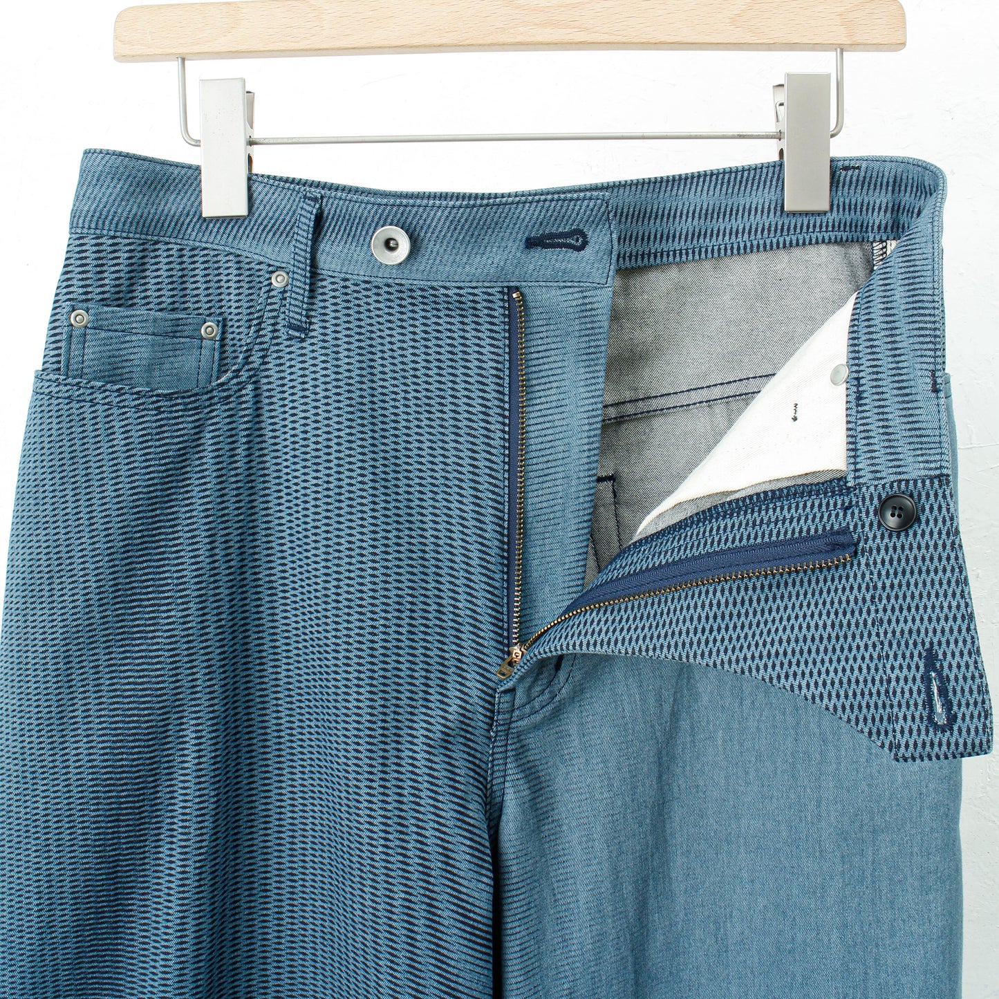 Mirage_Bold_Denim / moire-bleach