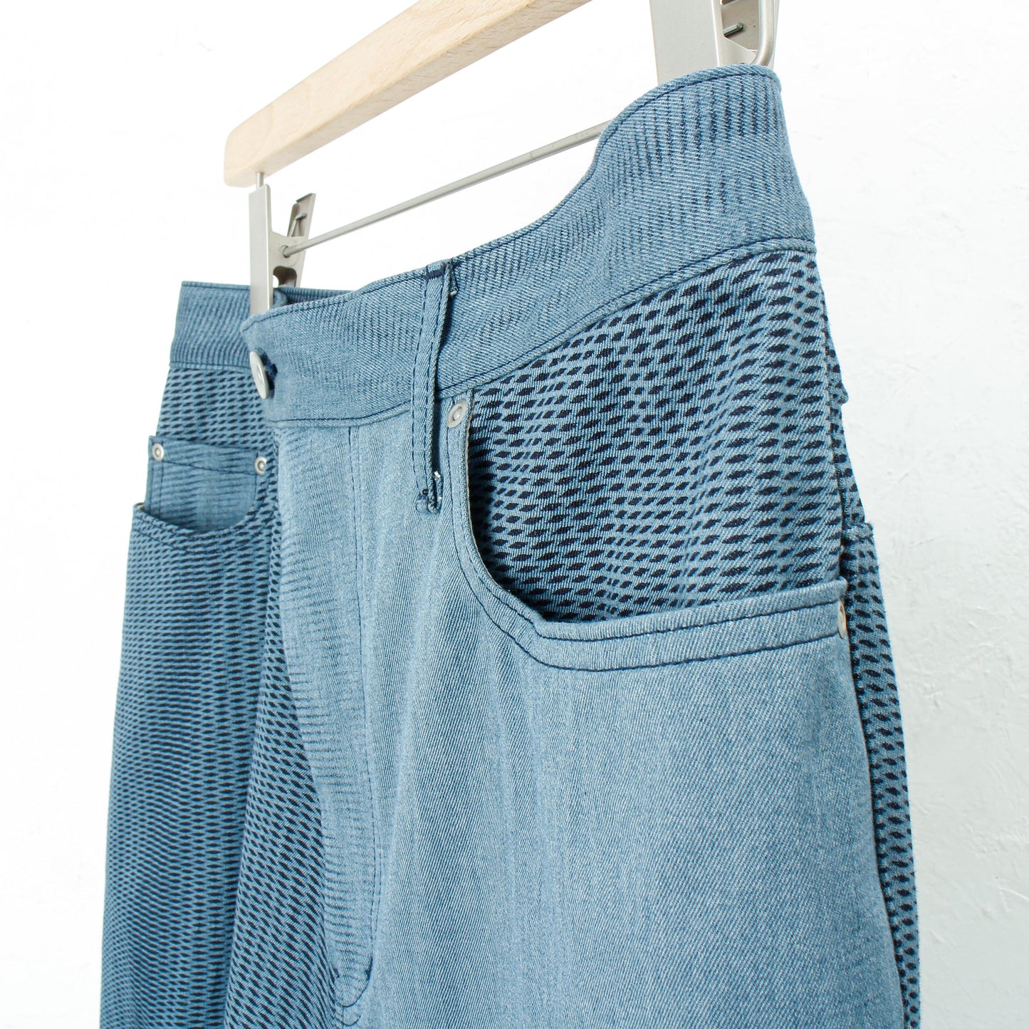 Mirage_Bold_Denim / moire-bleach
