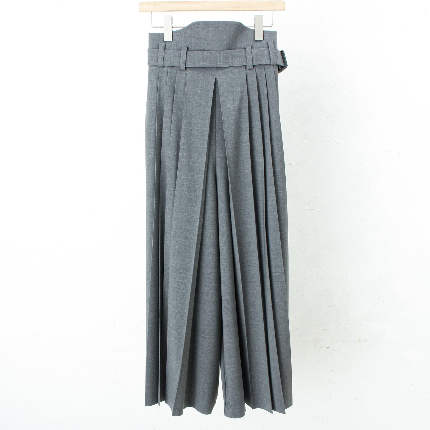 Hak_Pleats_pants / grey