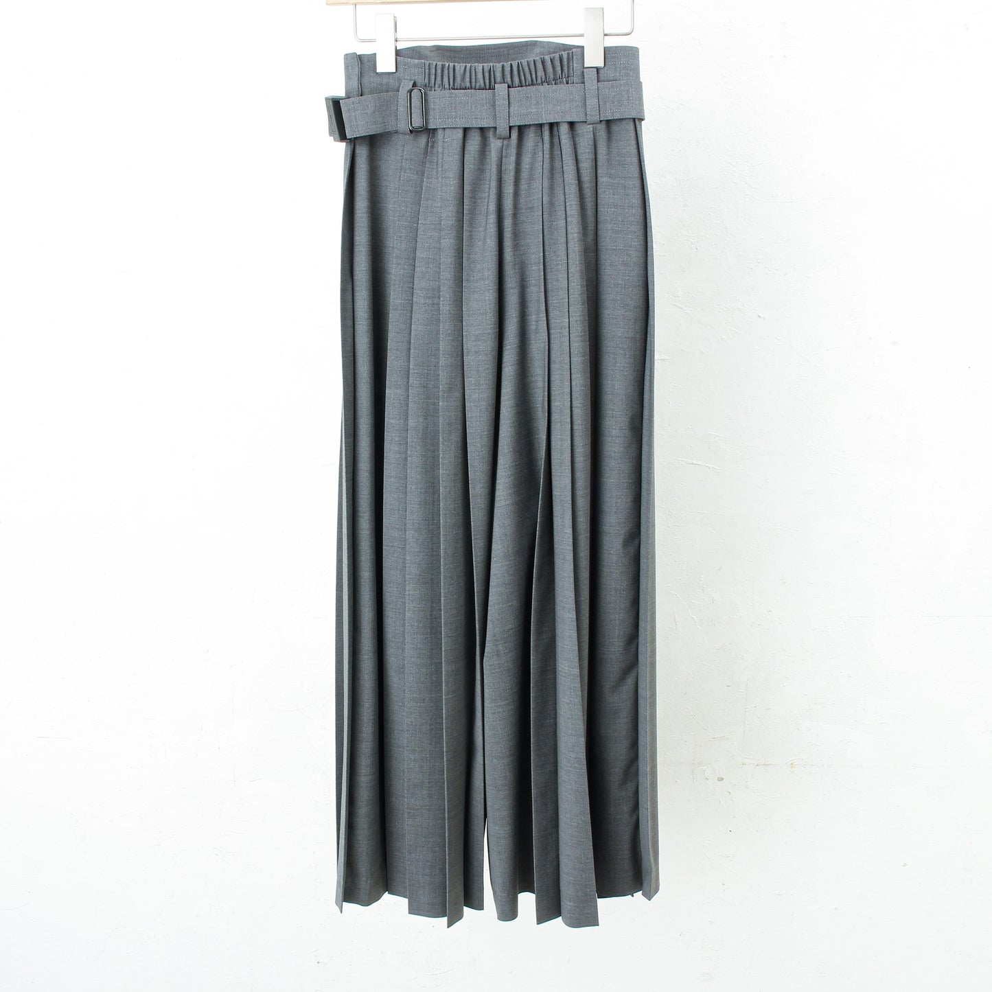 Hak_Pleats_pants / grey