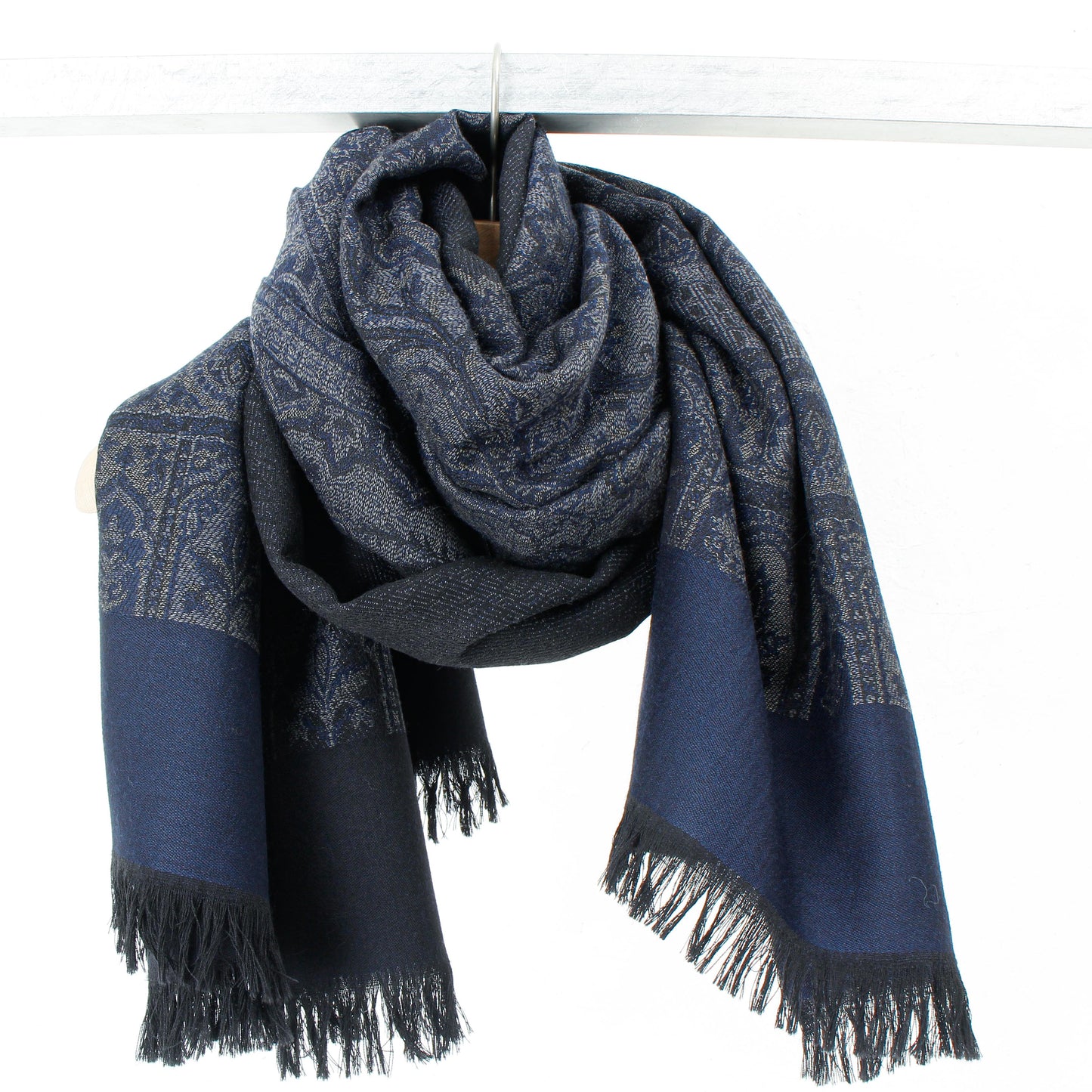 Tibetan Paisley Wool Stole / blue