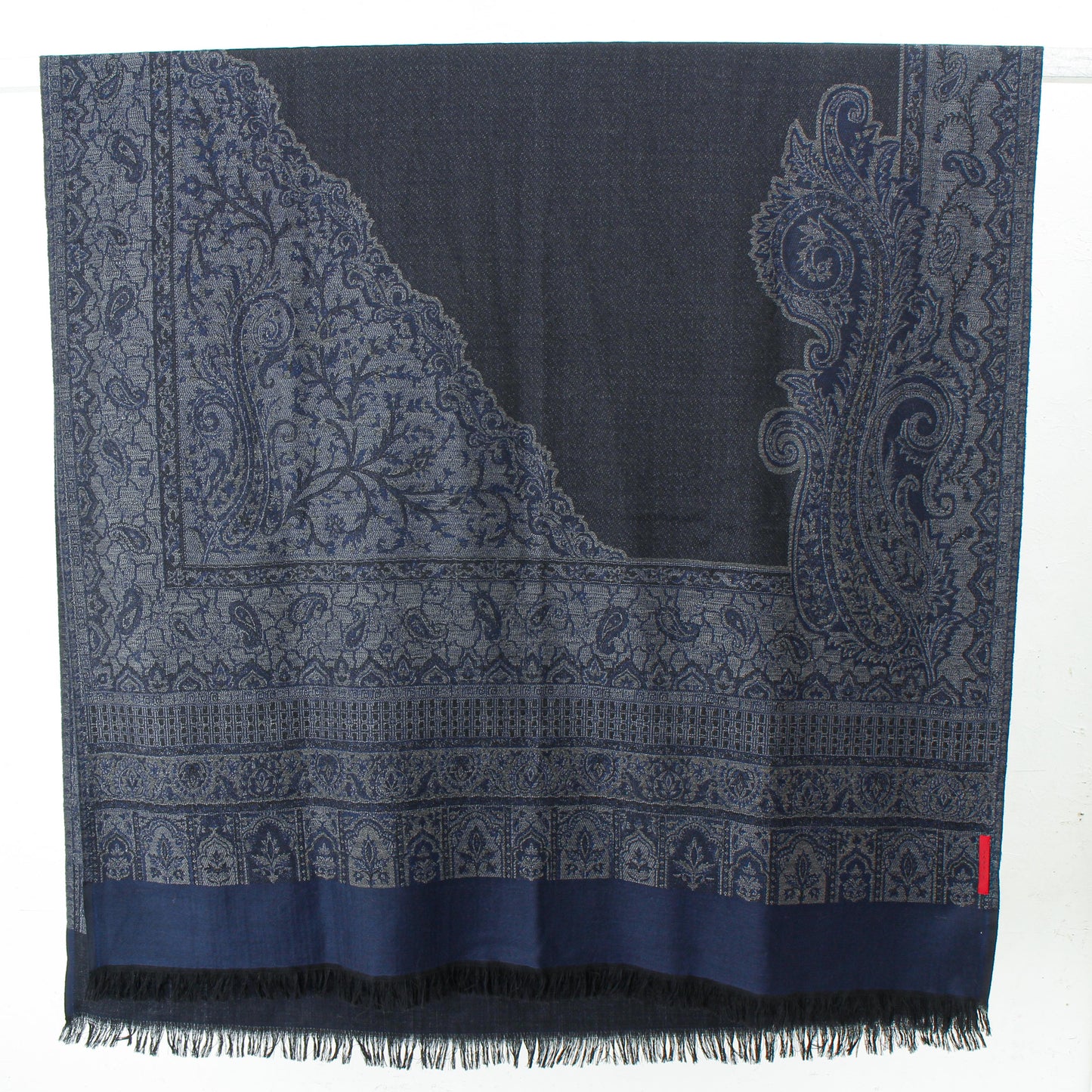 Tibetan Paisley Wool Stole / blue