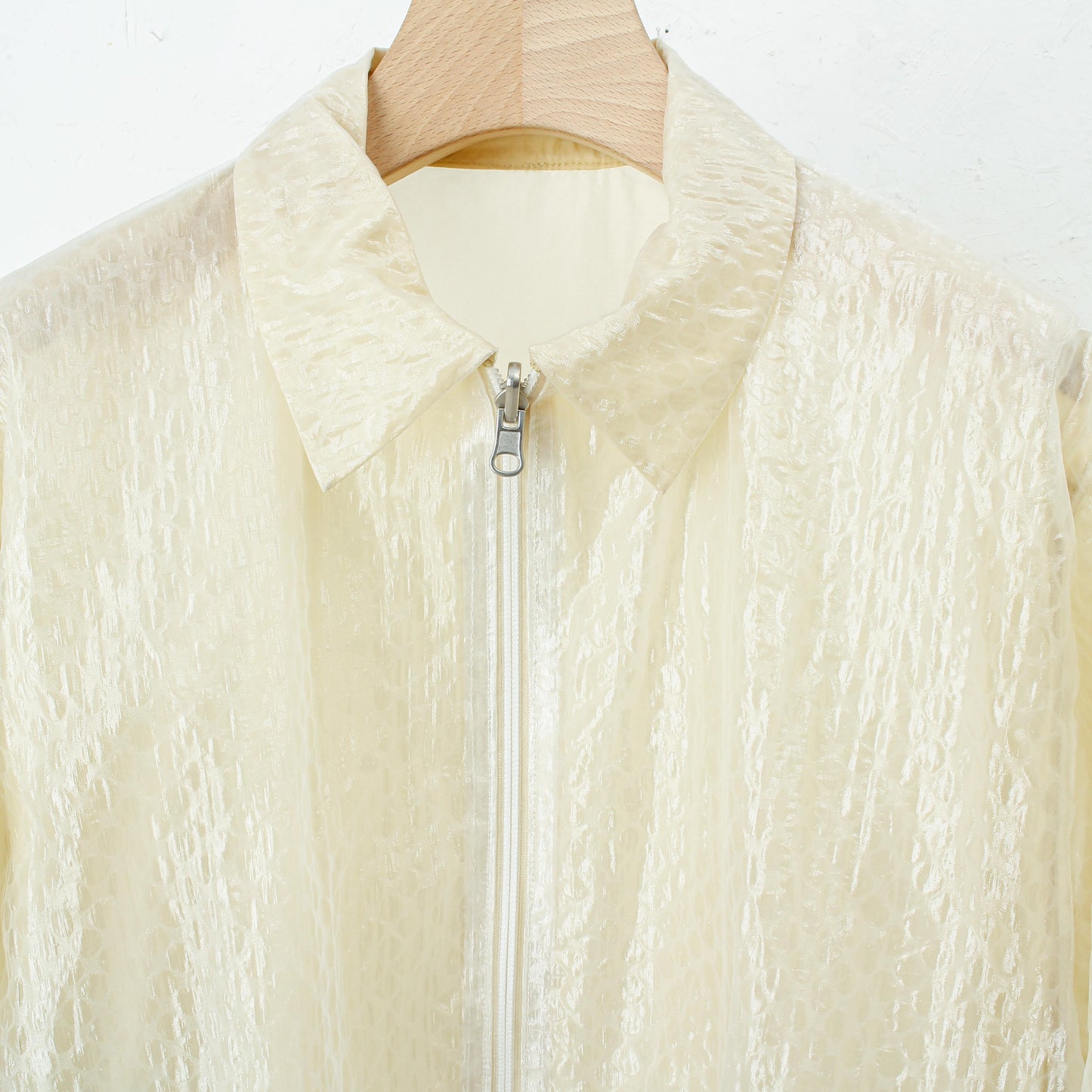 see-through nylon reversible drizzler / ecru