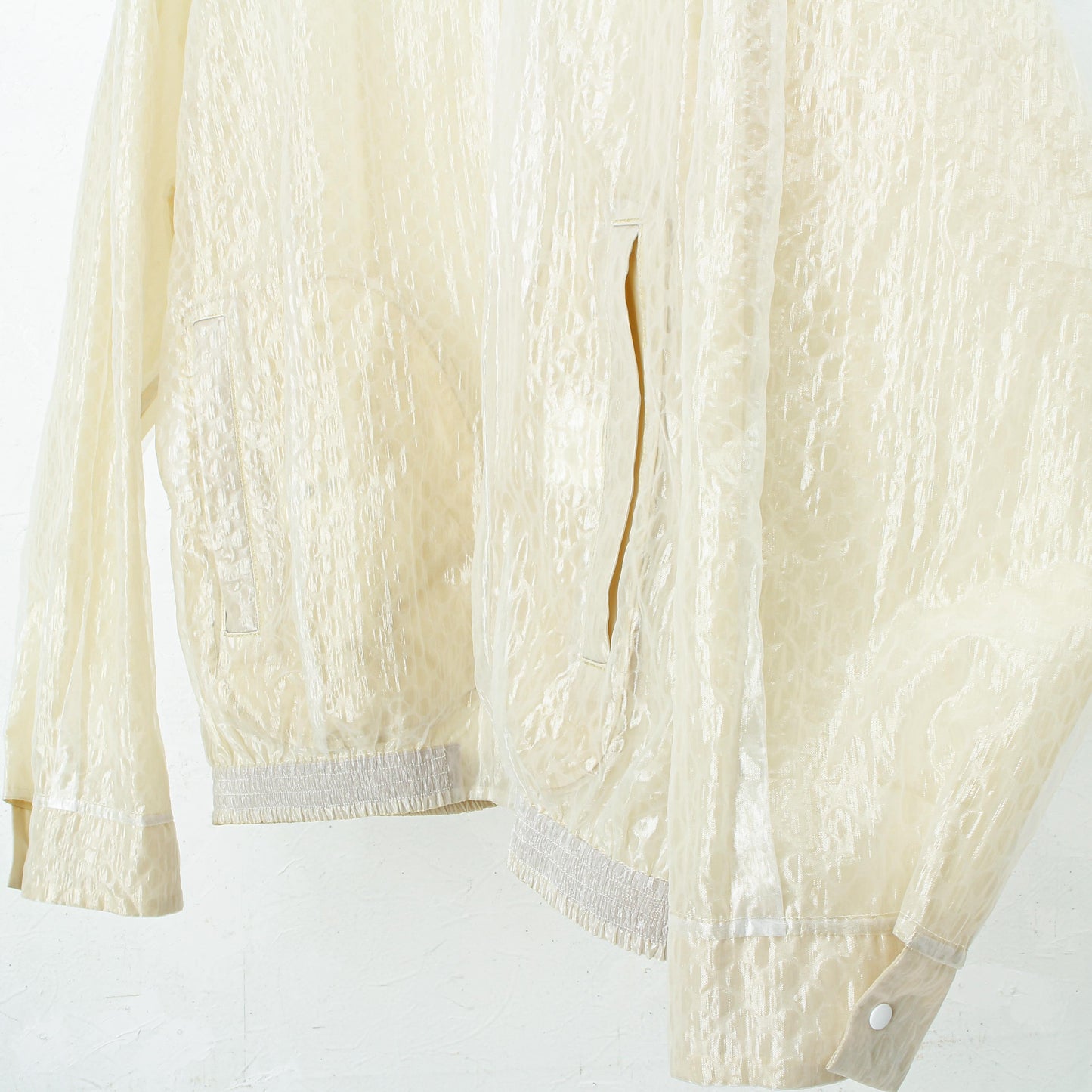 see-through nylon reversible drizzler / ecru