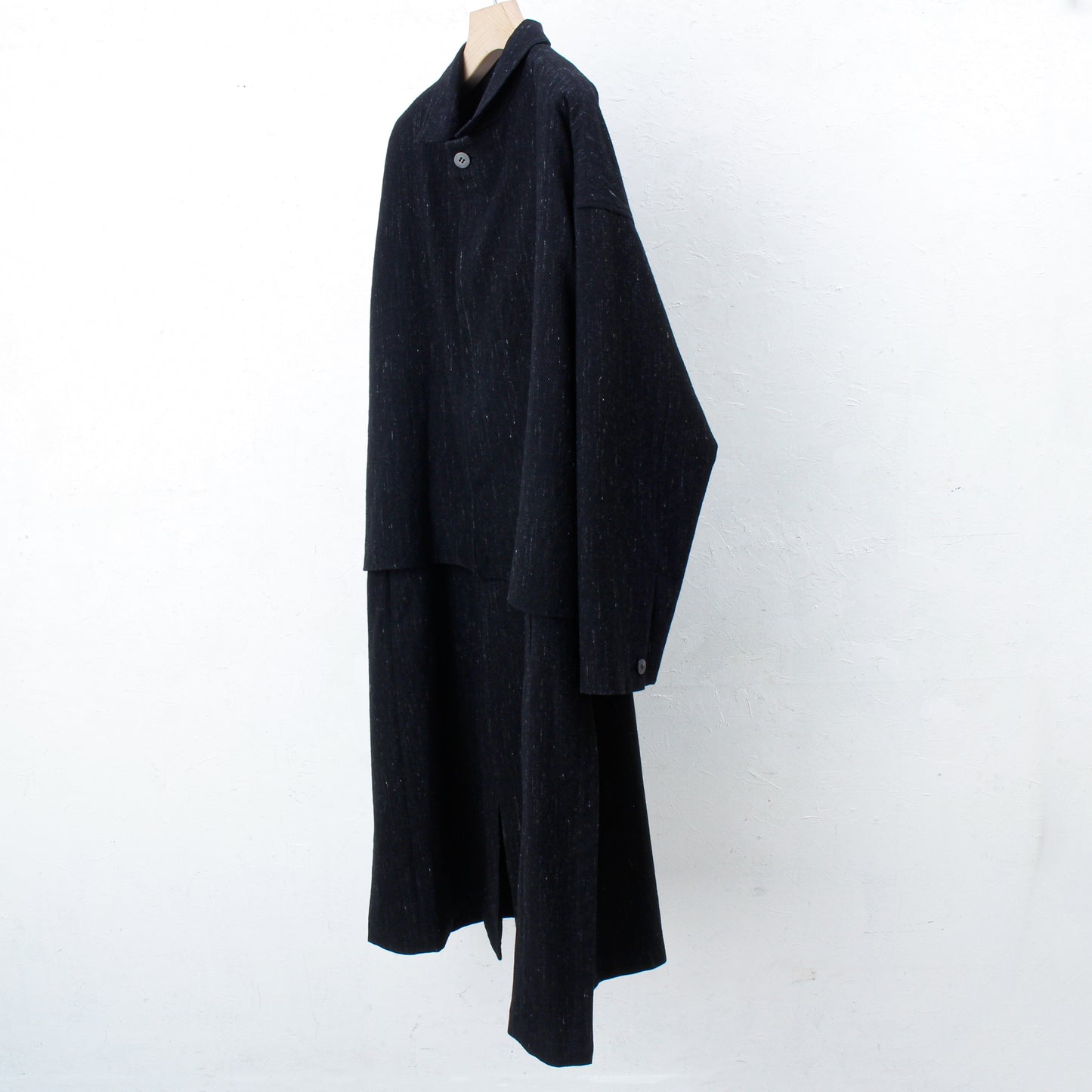 Cosmos Wool Flap Coat / black