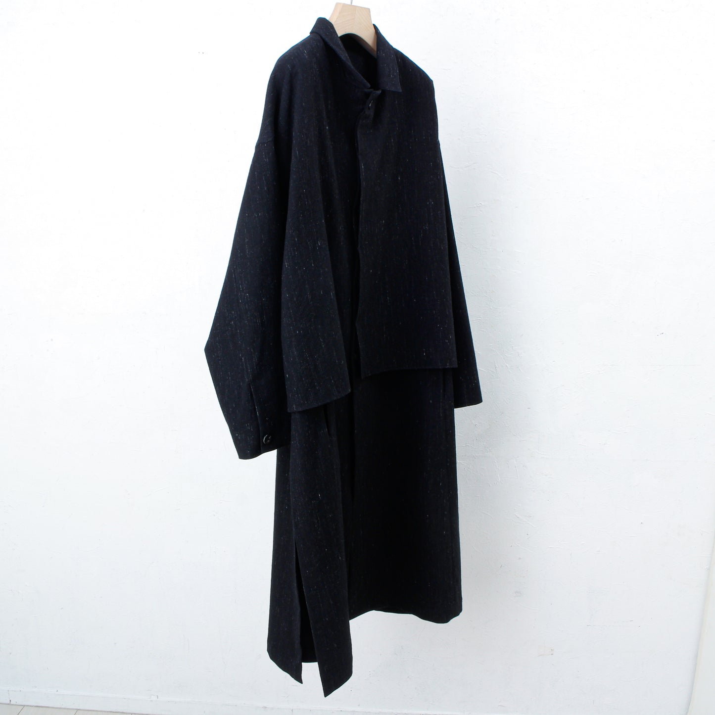 Cosmos Wool Flap Coat / black