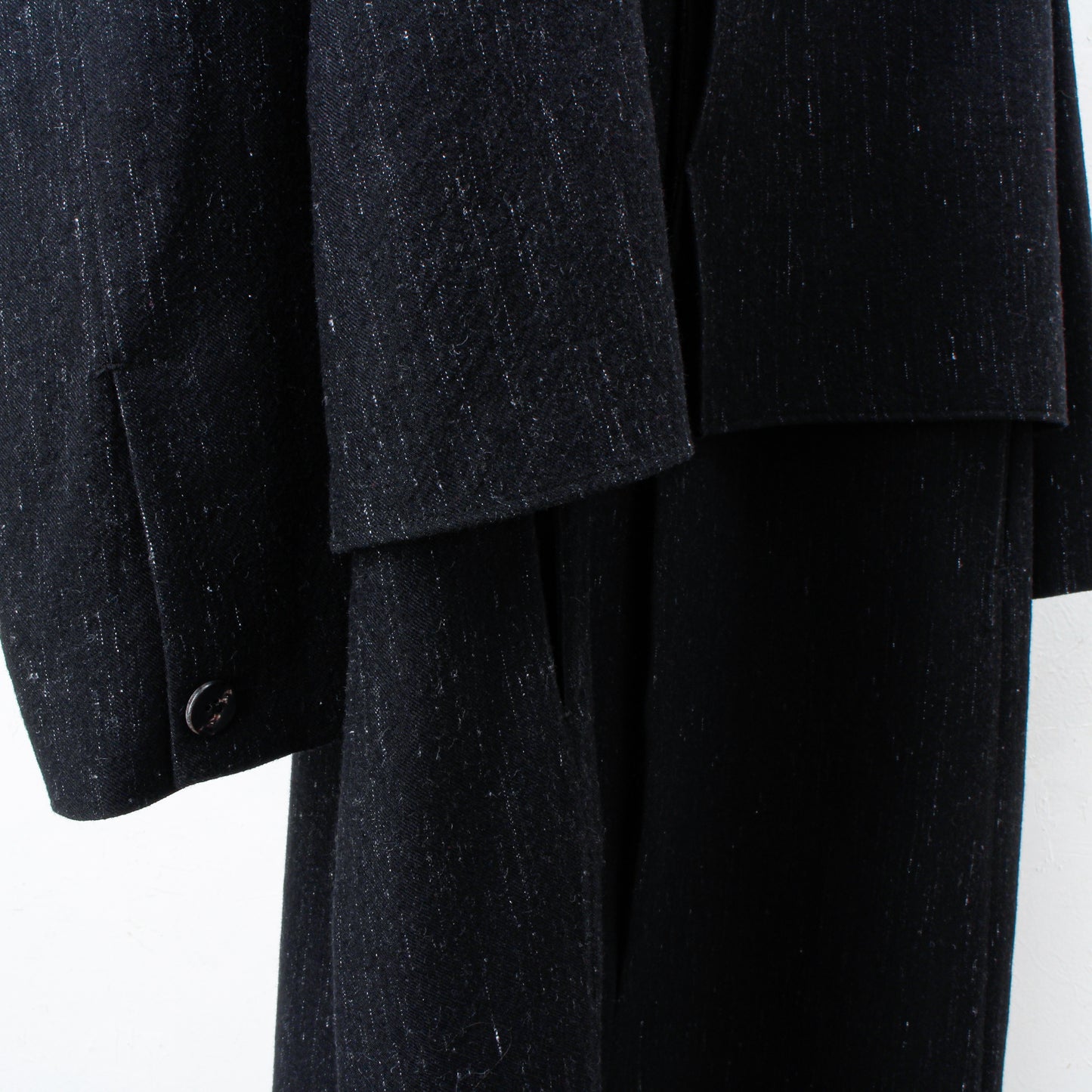 Cosmos Wool Flap Coat / black