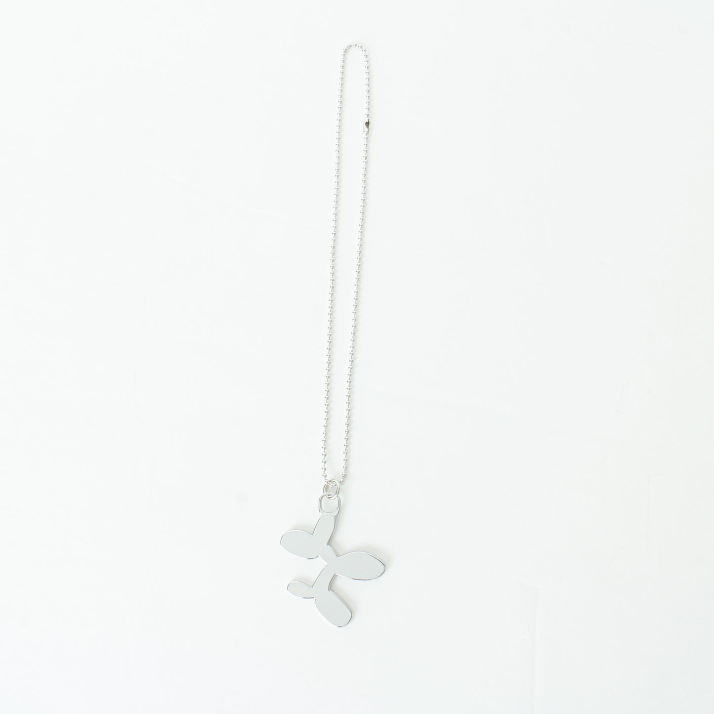 BALLOON DOG NECKLACE