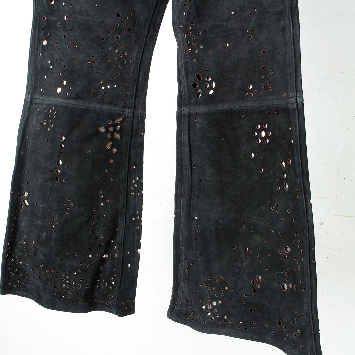 GALAXY-CUT LEATHER FLARE PANTS / black