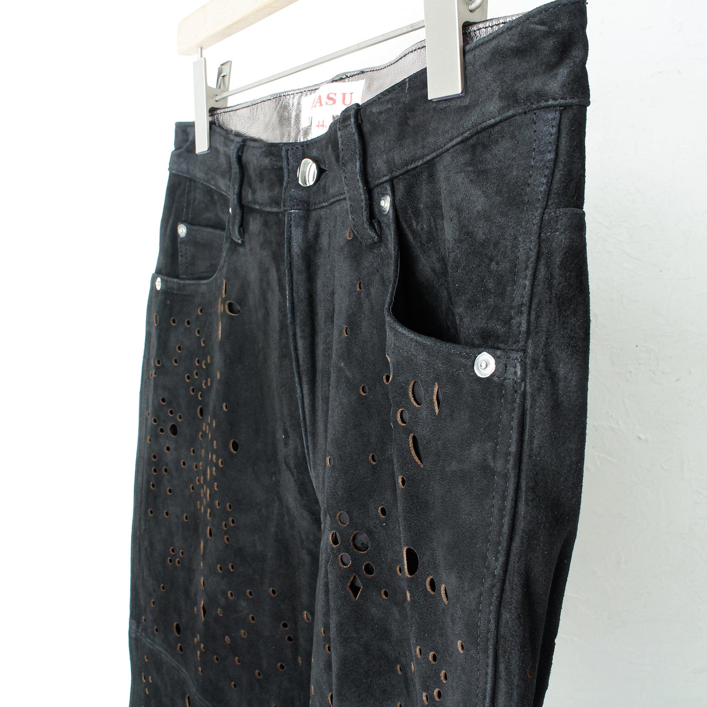 GALAXY-CUT LEATHER FLARE PANTS / black