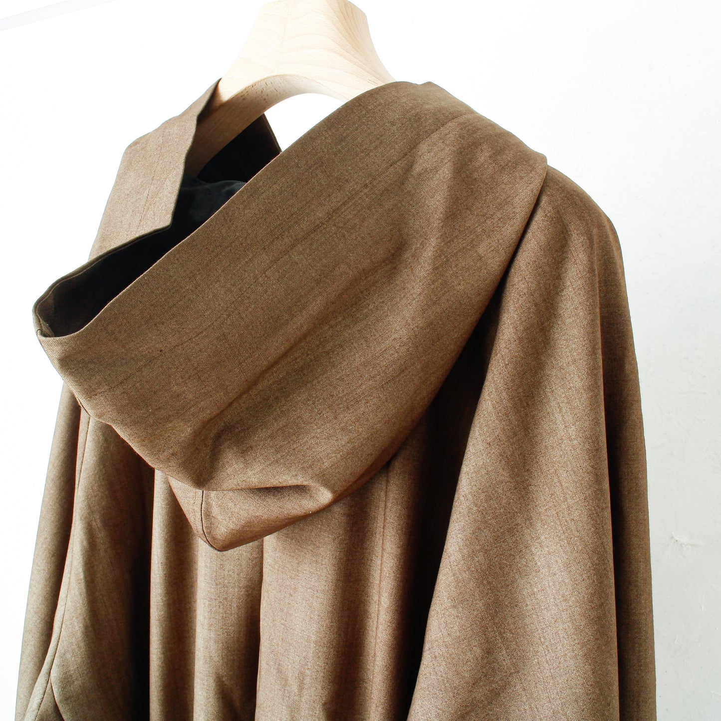 Uneven Dyed Wool Hoodie Blouson / beige