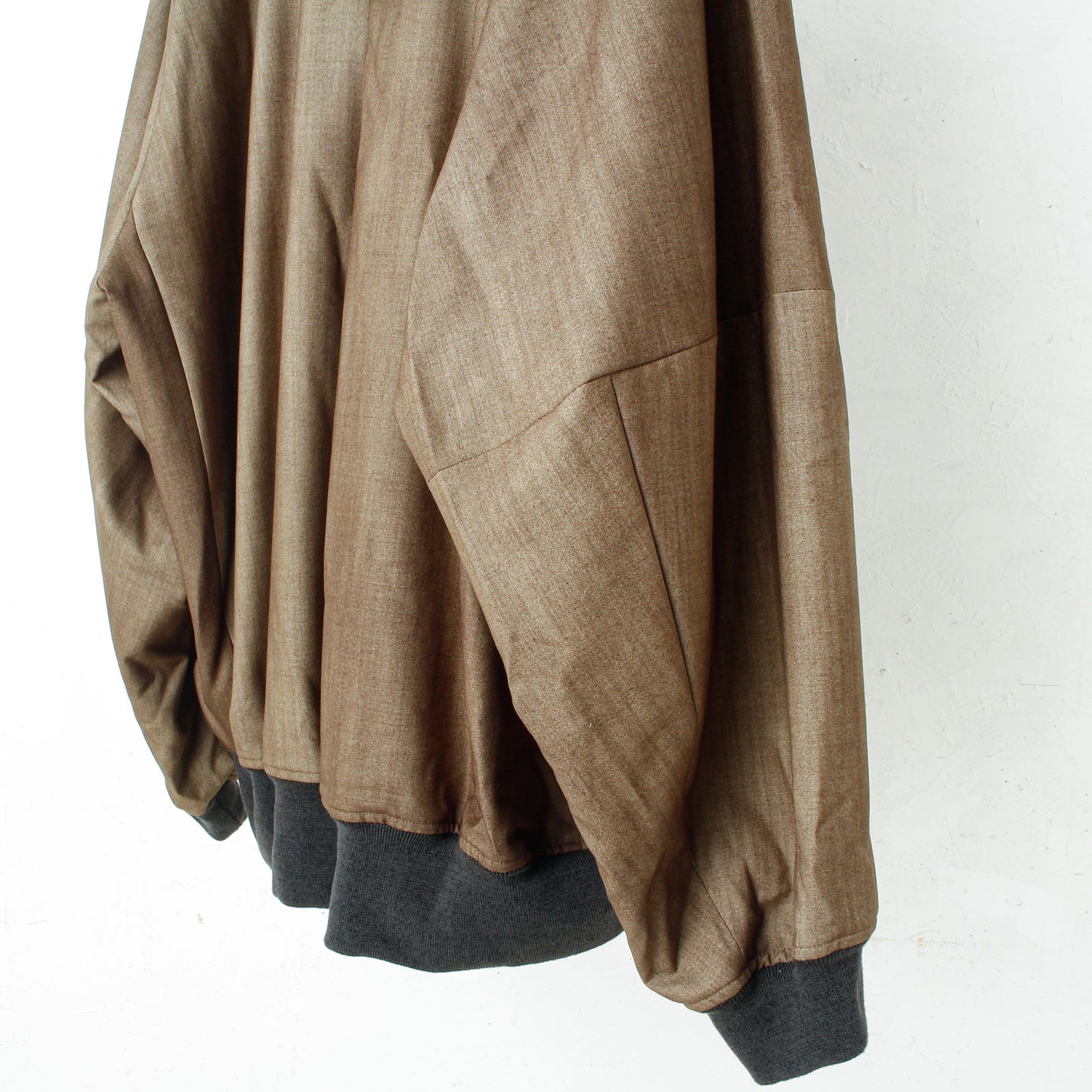 Uneven Dyed Wool Hoodie Blouson / beige