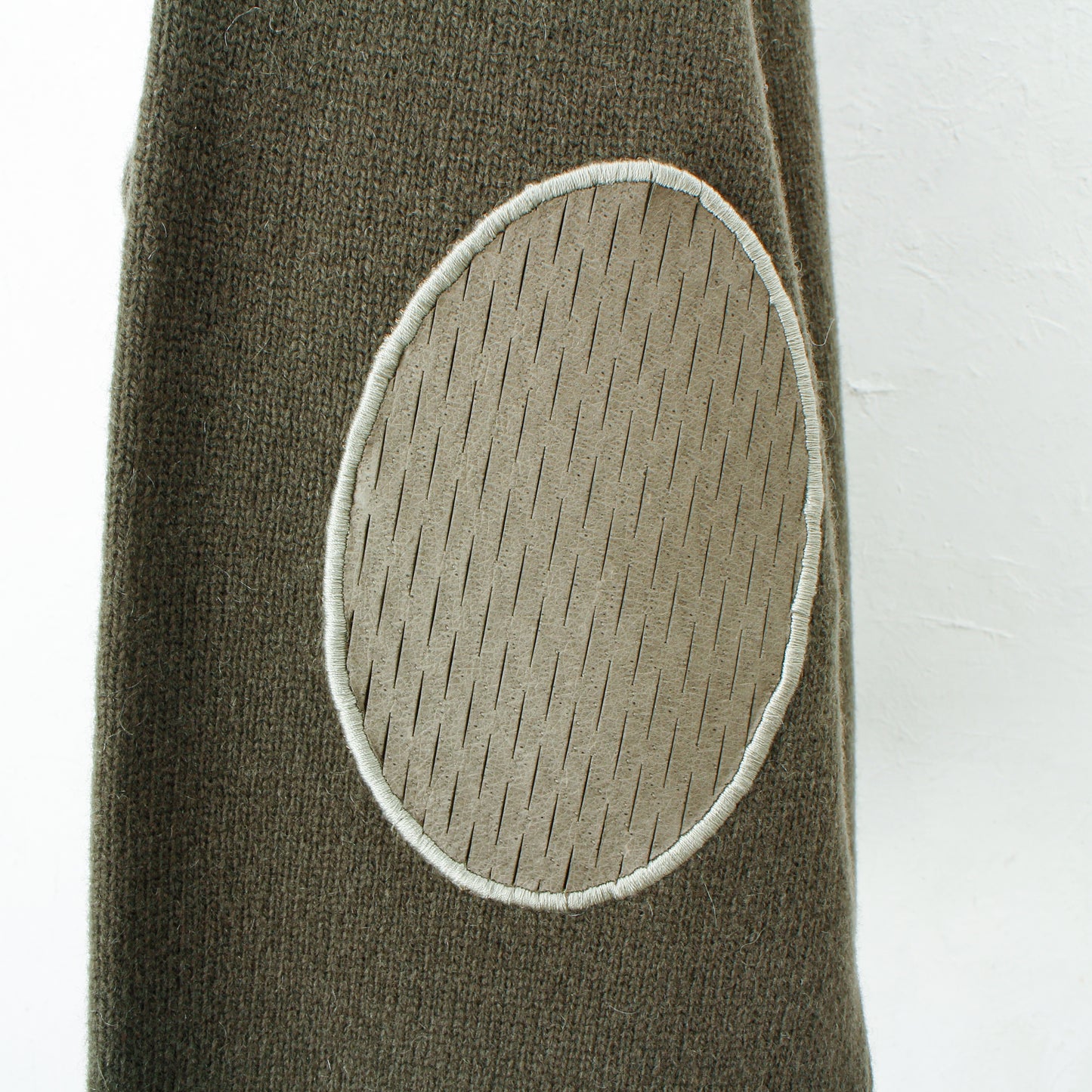 slited leather elbow patch sweater / khaki