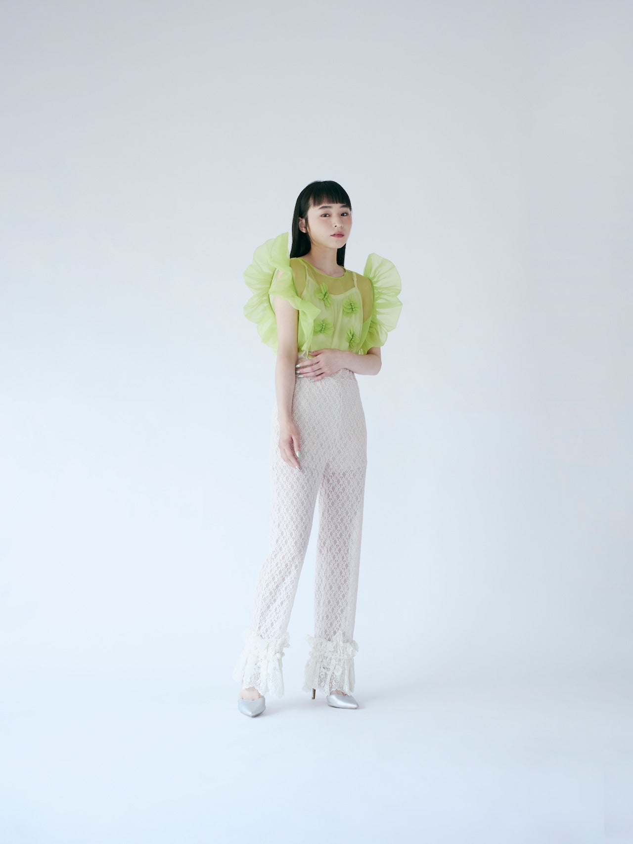 natsumi osawa/chou chou frill tops