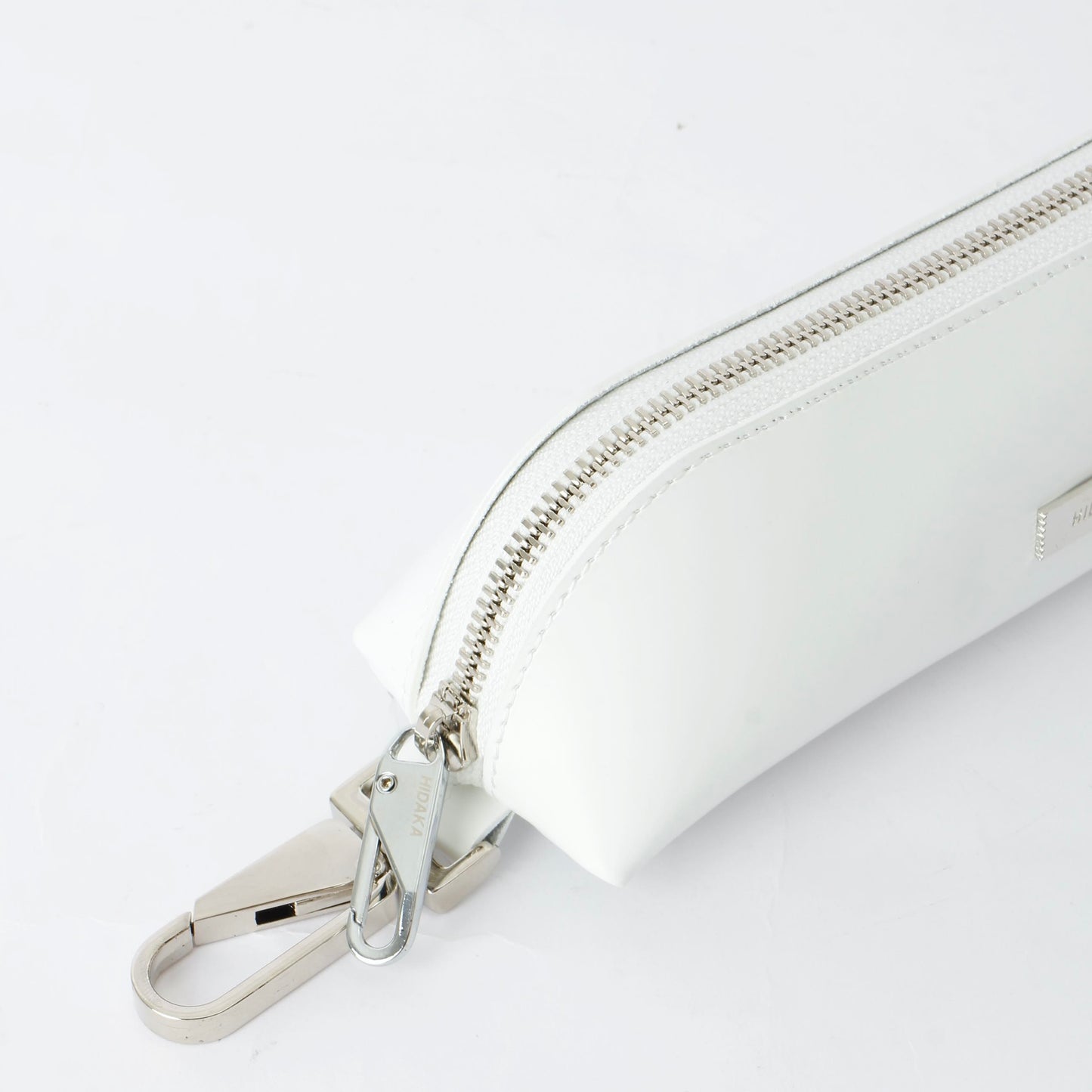 CARABINER PEN CASE