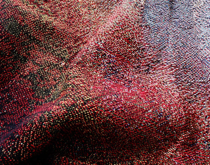 Jacquard Tapwstry / winker