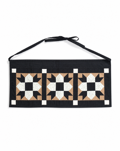 【HOUSE QUILT】 / APRON（SQUARE）＜FLOWER＞　※受注生産アイテムとなります。