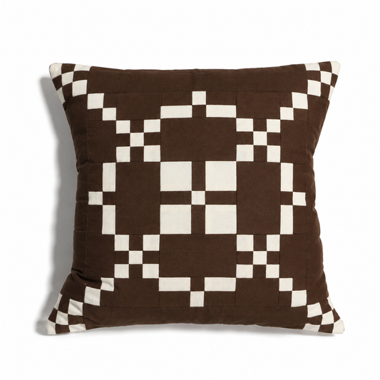 【HOUSE QUILT】 / CUSHION COVER＜TILE＞　※受注生産アイテムとなります。
