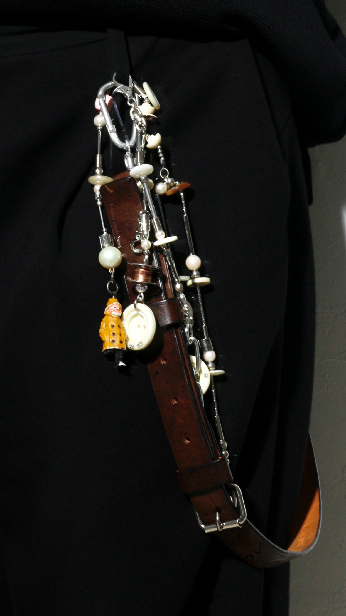 【LEO GON'DO】ROSARY Necklace No,4 IVORY BUTTON / LITTLE MAN