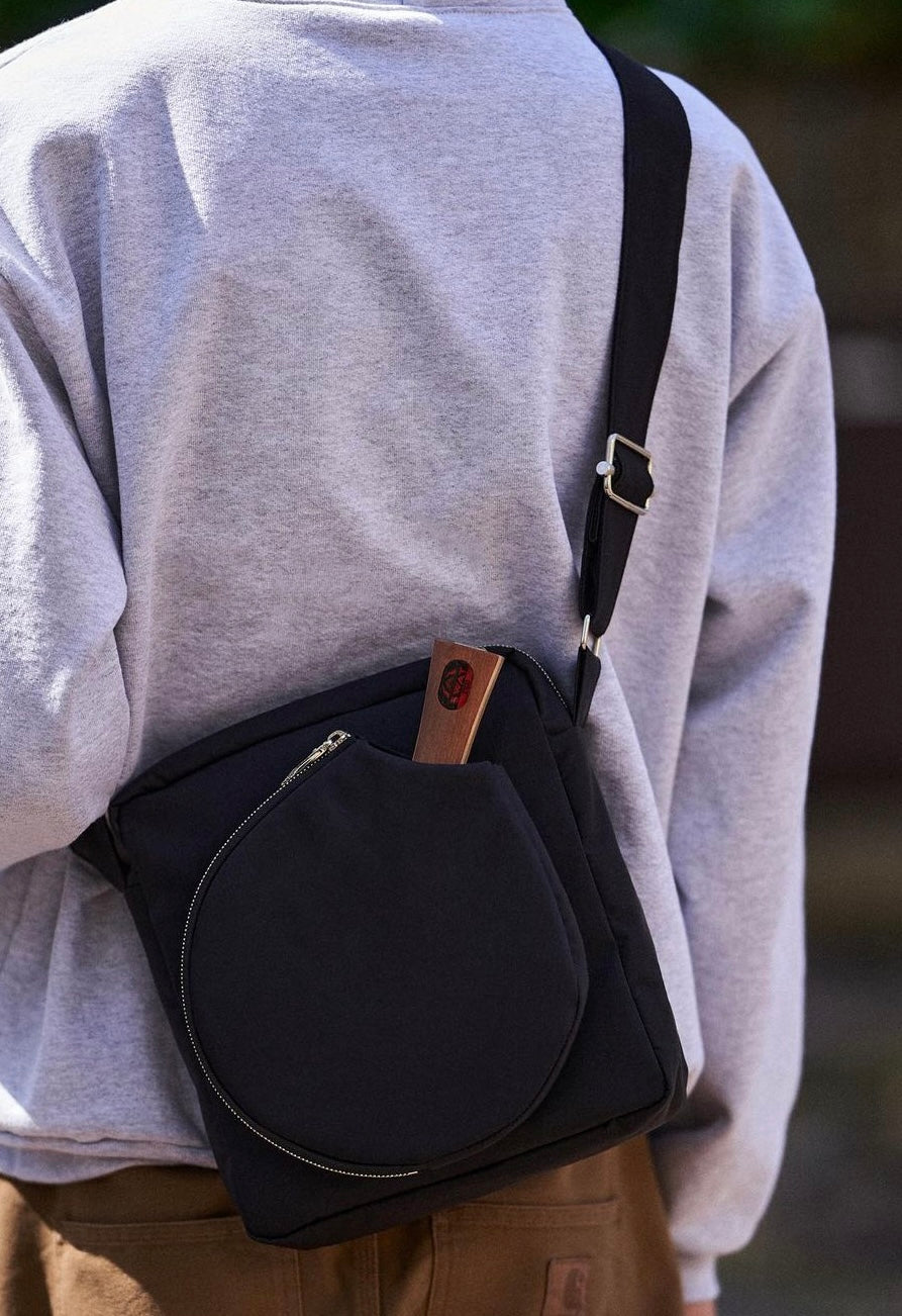 PING-PONG SHOULDER BAG /black