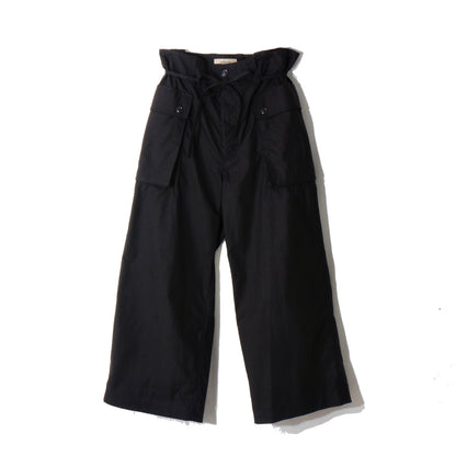 written by / multi pocket pants / bk