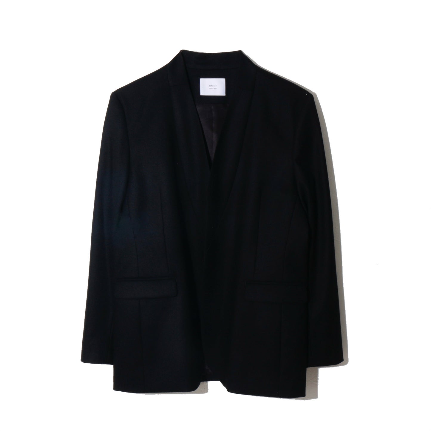Alias_Jacket / black