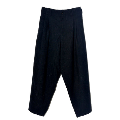 Cosmos wool 2tuck trousers / black