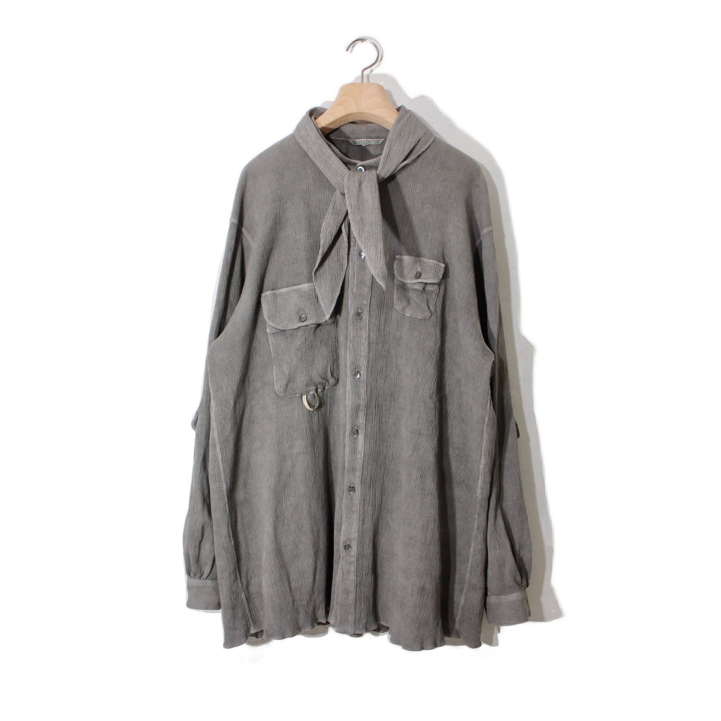 "eatable of many orders" / Celebration Scarf Shirts / charcoal