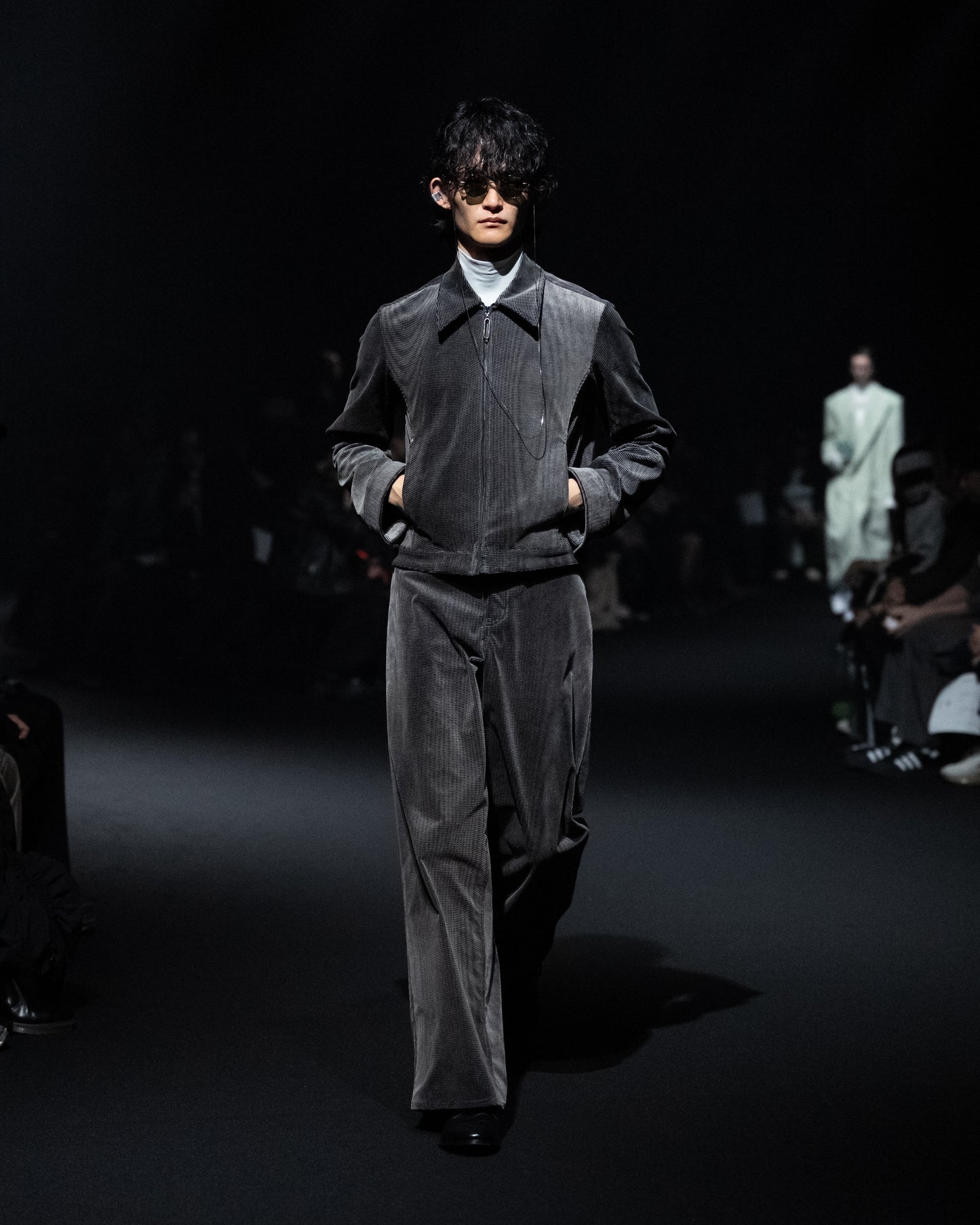 mirage_ bleach_corduroy_jacket / black