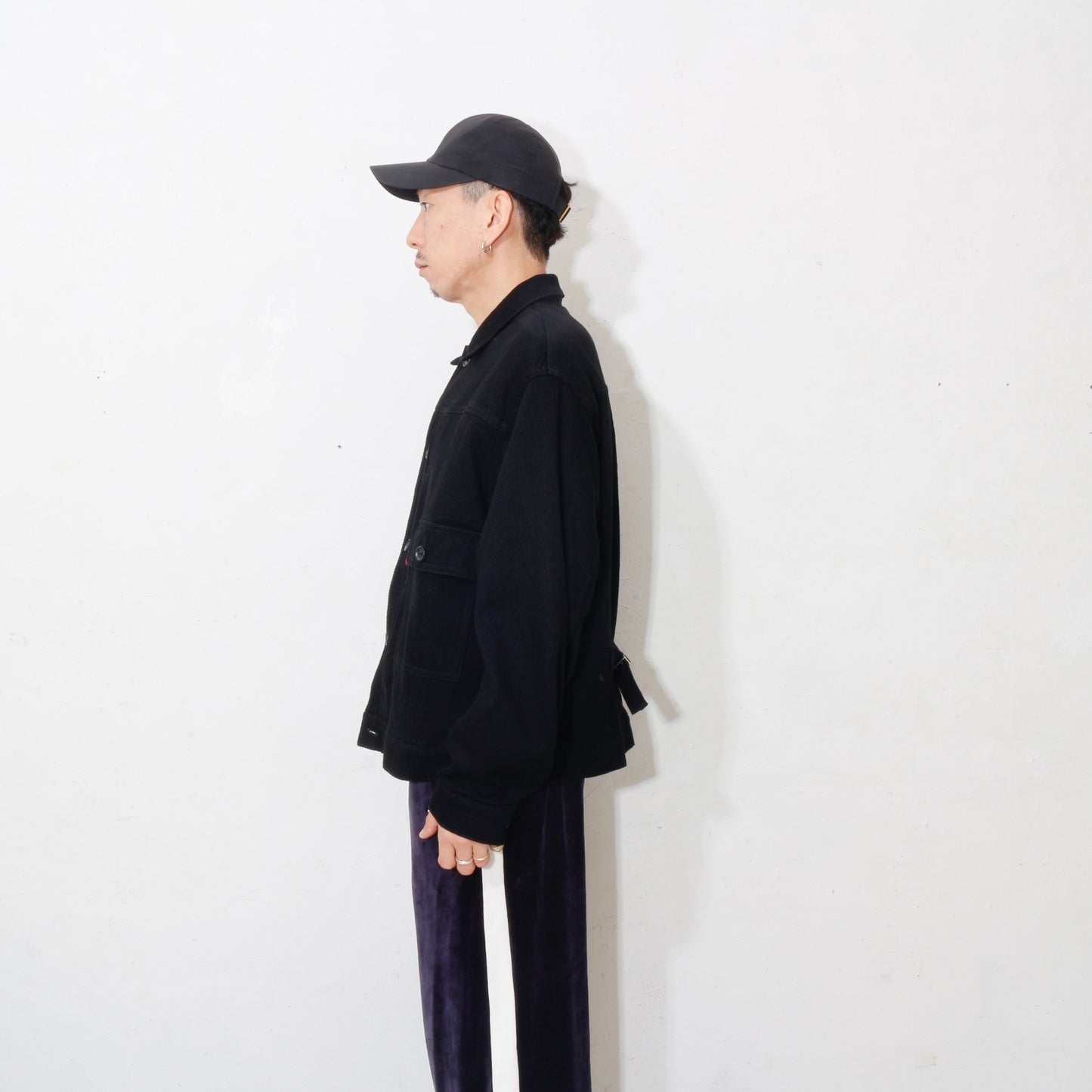 written by /thick twill denim jacket /black