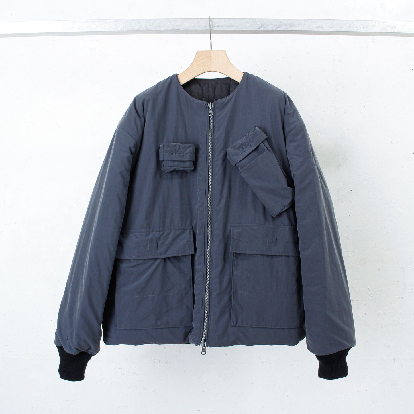 HIDESIGN  / Security Reversible Jacket for Device