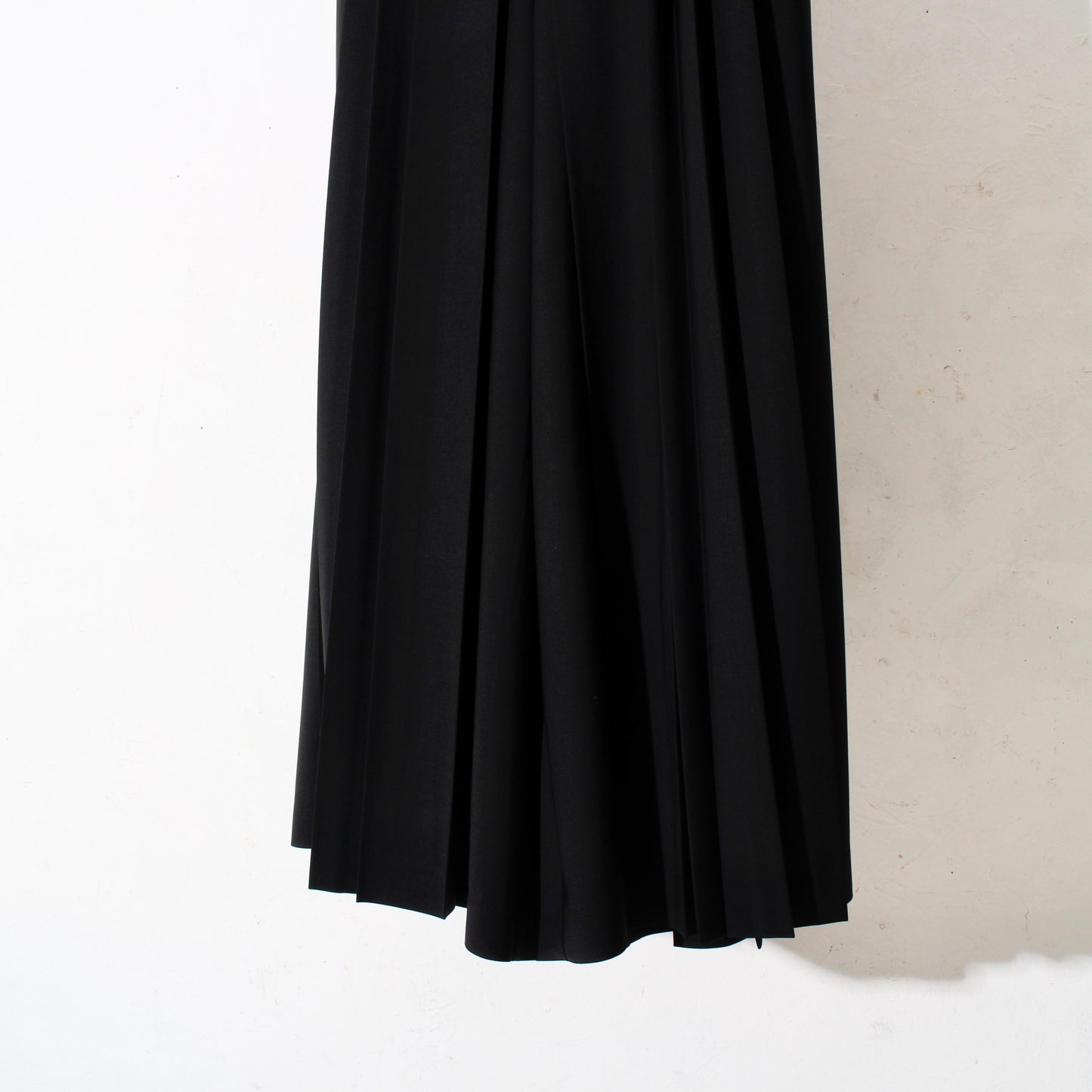 Hak_Pleats_pants / black