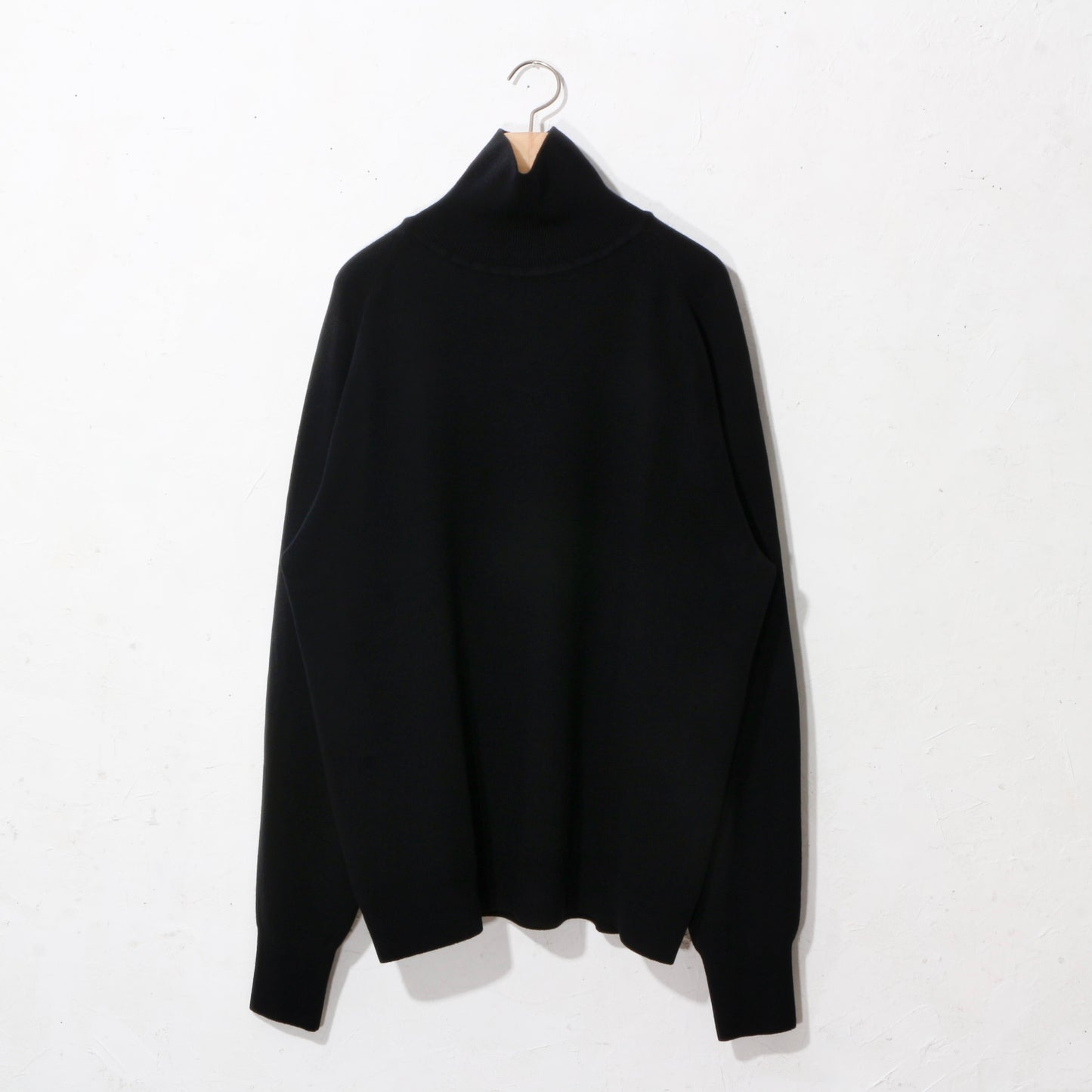 スーパー180'sウールタートル. / 黒